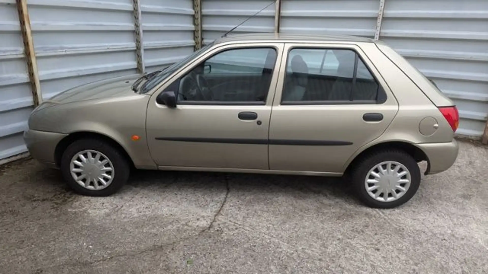 Ford Fiesta 1.3*Original 40.462 Km*4 Türig*TÜV:NEU* Goud - 2