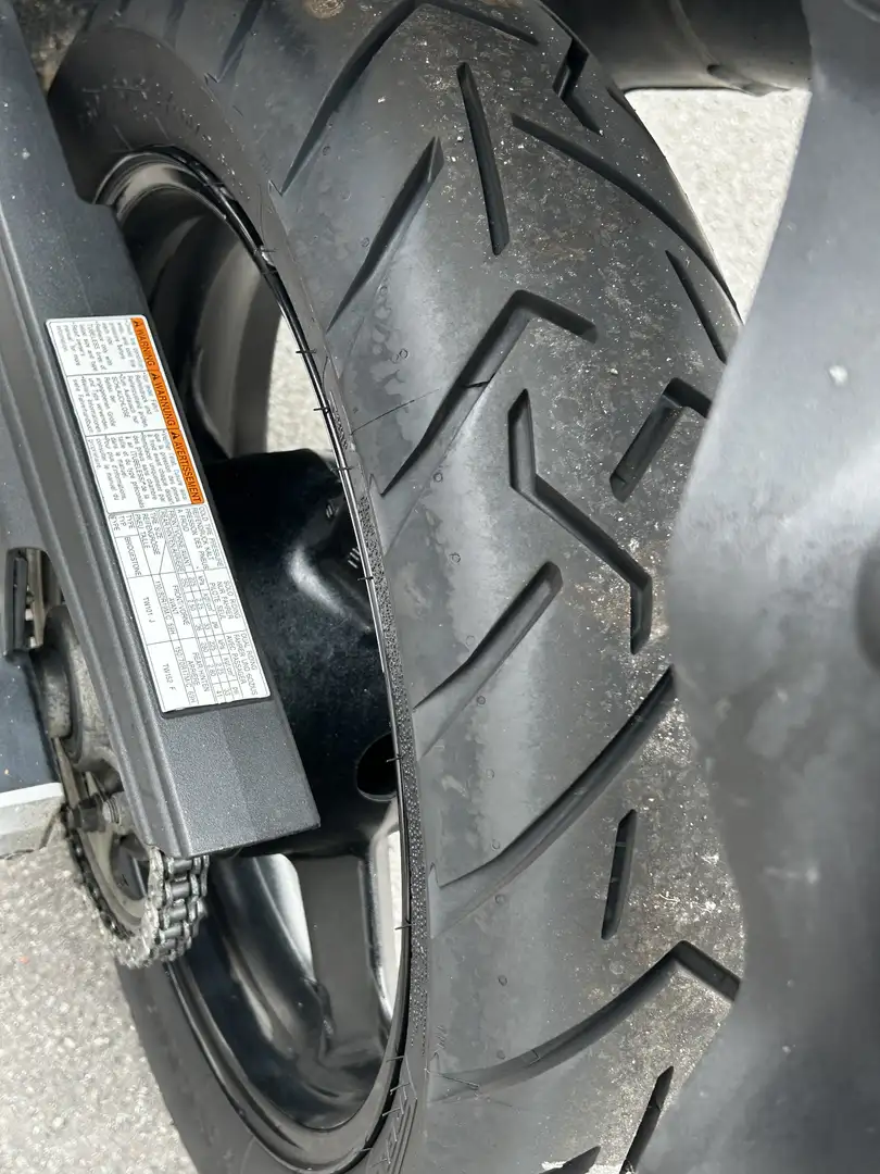 Suzuki V-Strom 650 650 DL C 7 Schwarz - 2