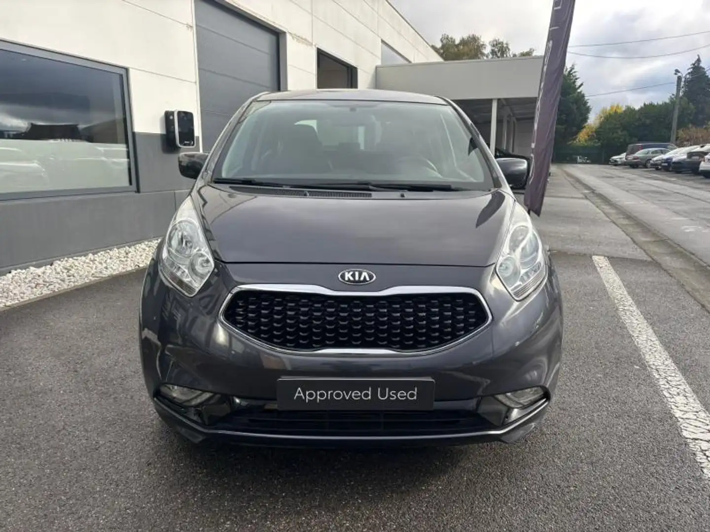 Kia Venga World Edition Schwarz - 2