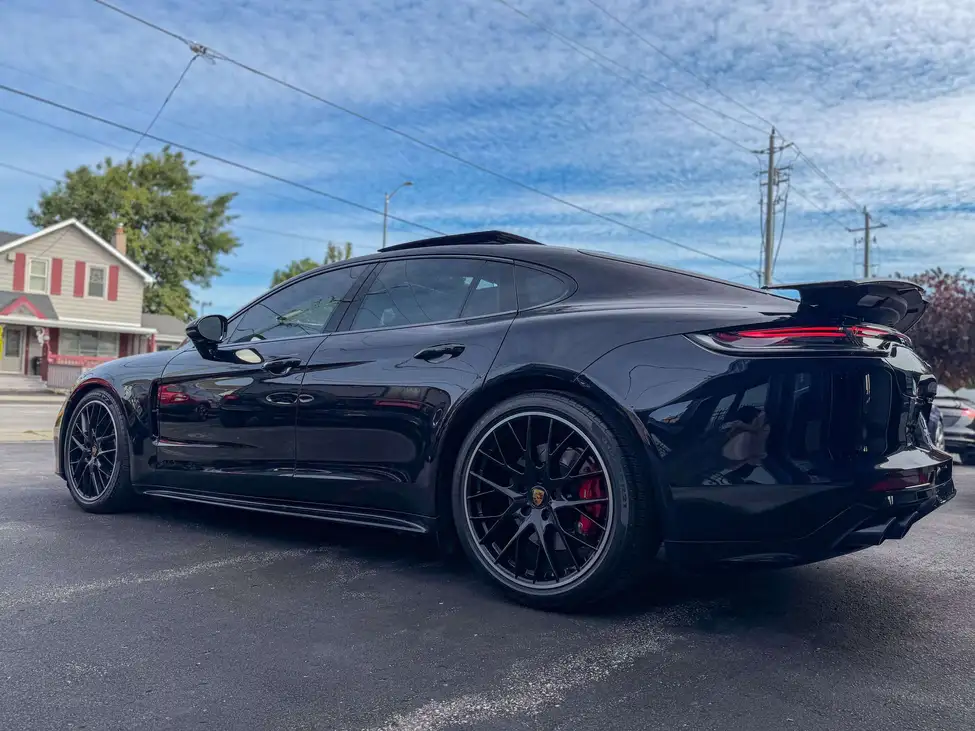 2023 Porsche Panamera