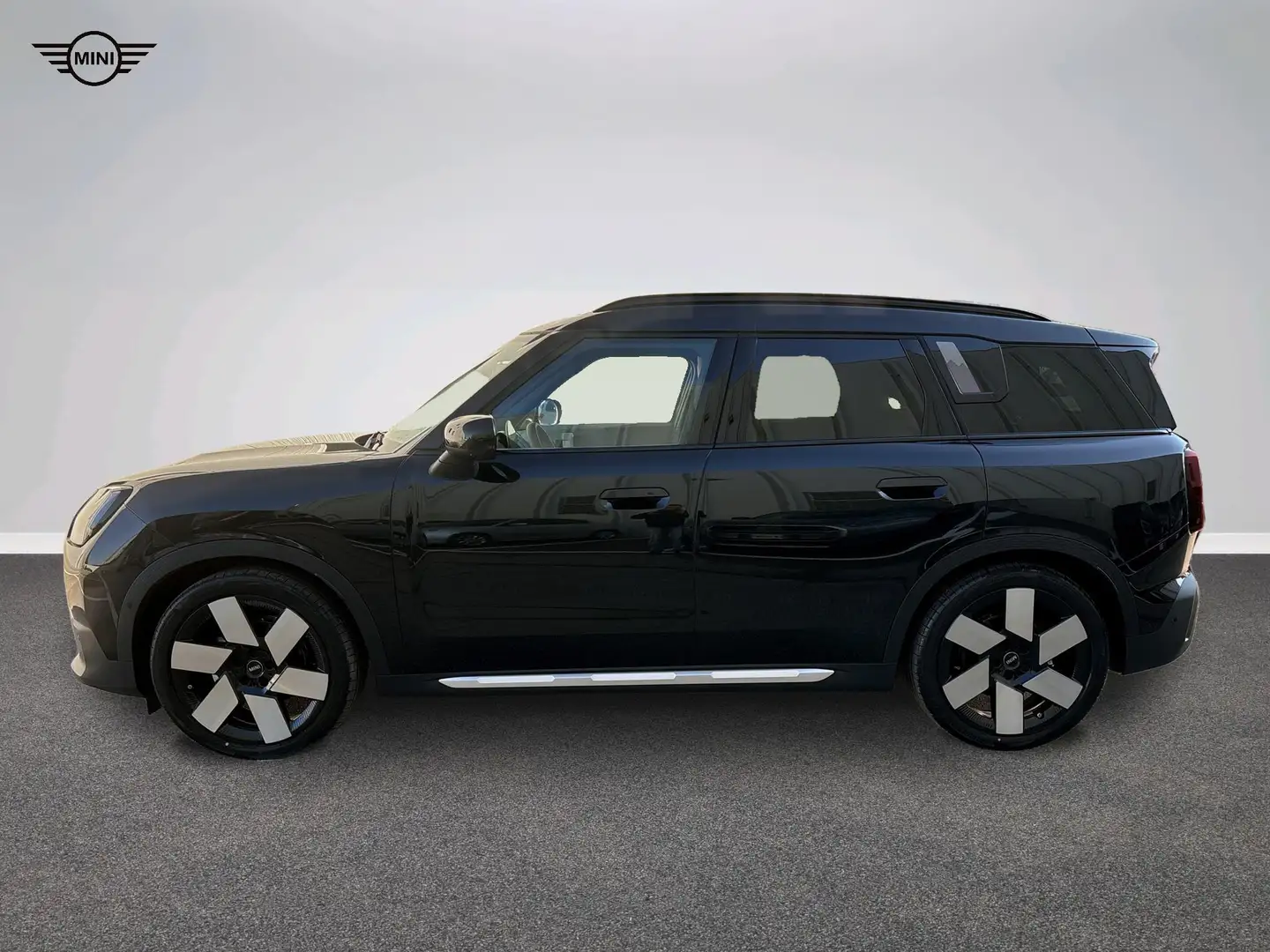 MINI Countryman E Favoured Nero - 2
