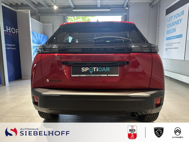 Peugeot 2008 Allure PureTech 100 — photo 6
