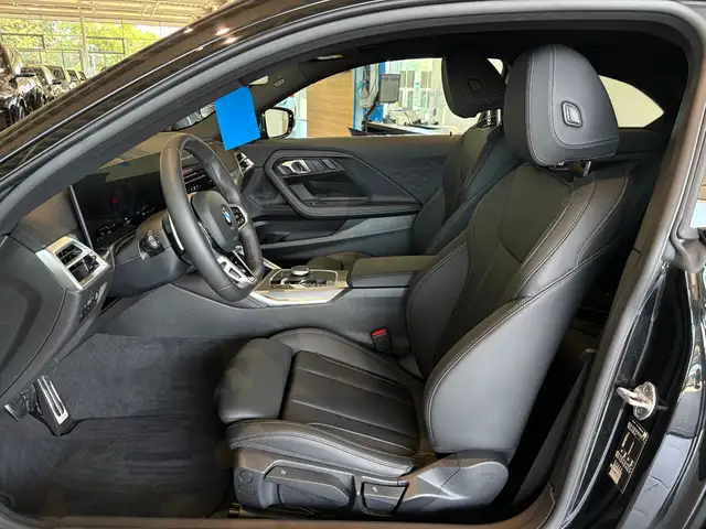 BMW 2 Series view 12