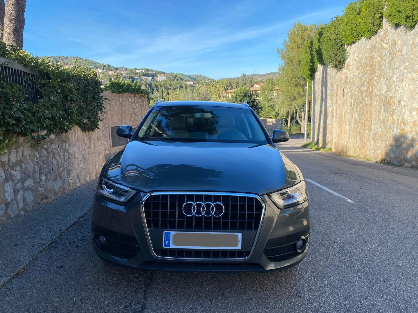 Audi Q3 1.4 TFSI Ambiente S-Tronic Plateado - 1