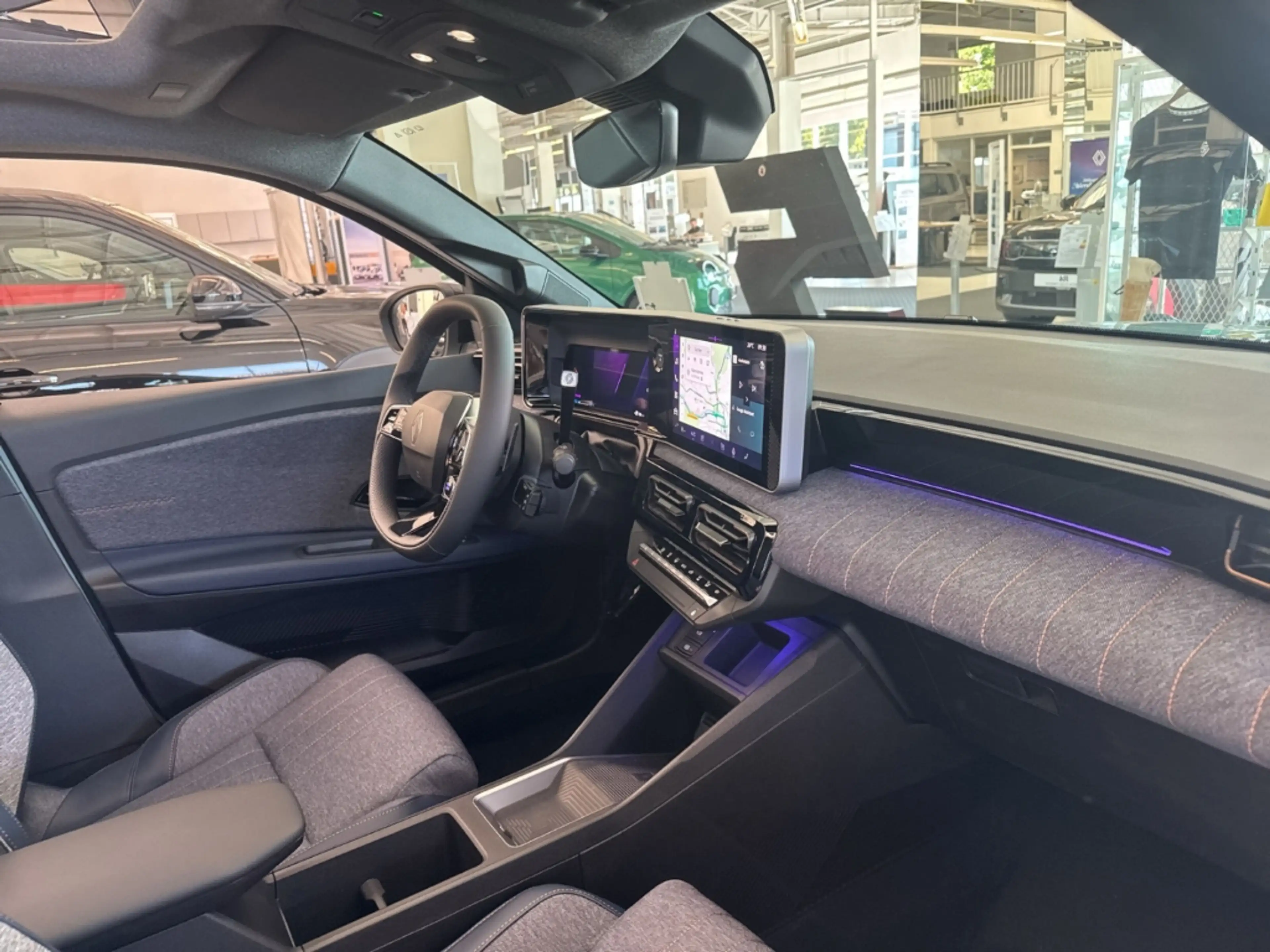 Renault R 4 Electric 150 Comfort Range Techno plein sud — photo 11
