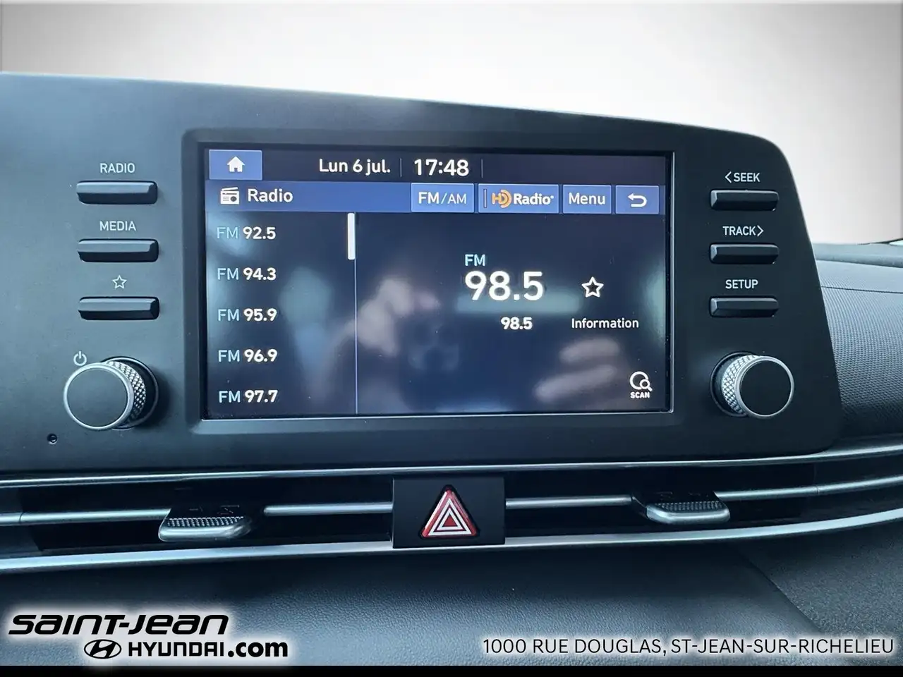 Hyundai ELANTRA снимка Hyundai ELANTRA