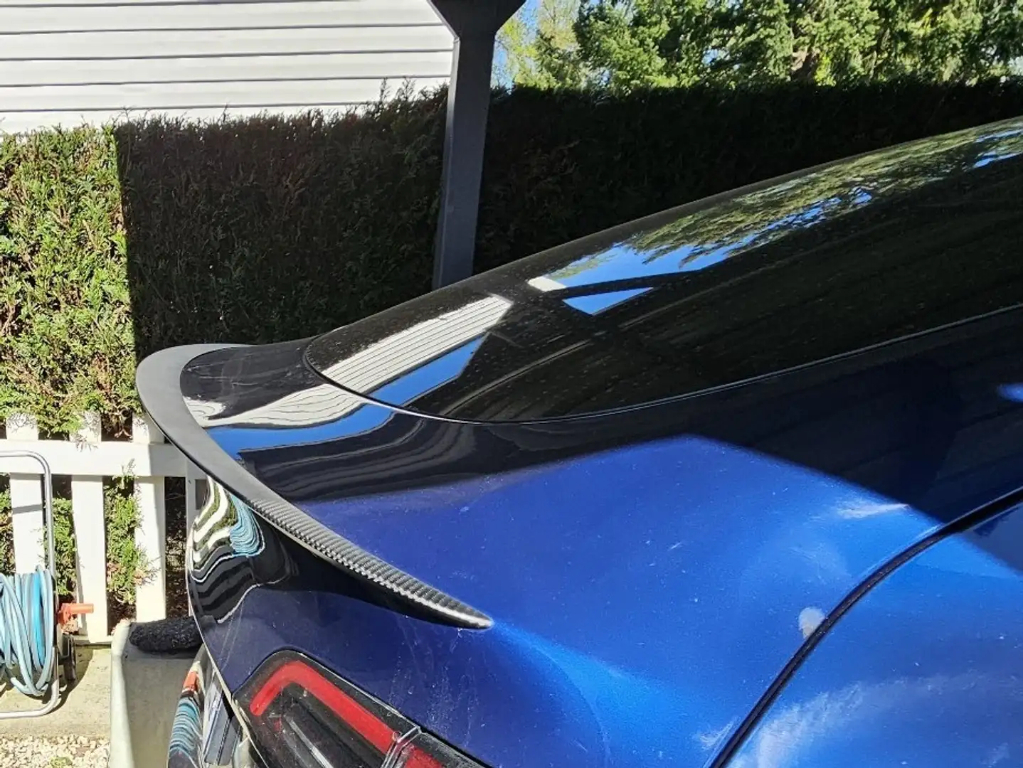 Tesla Model Y dual motor  performance - 2