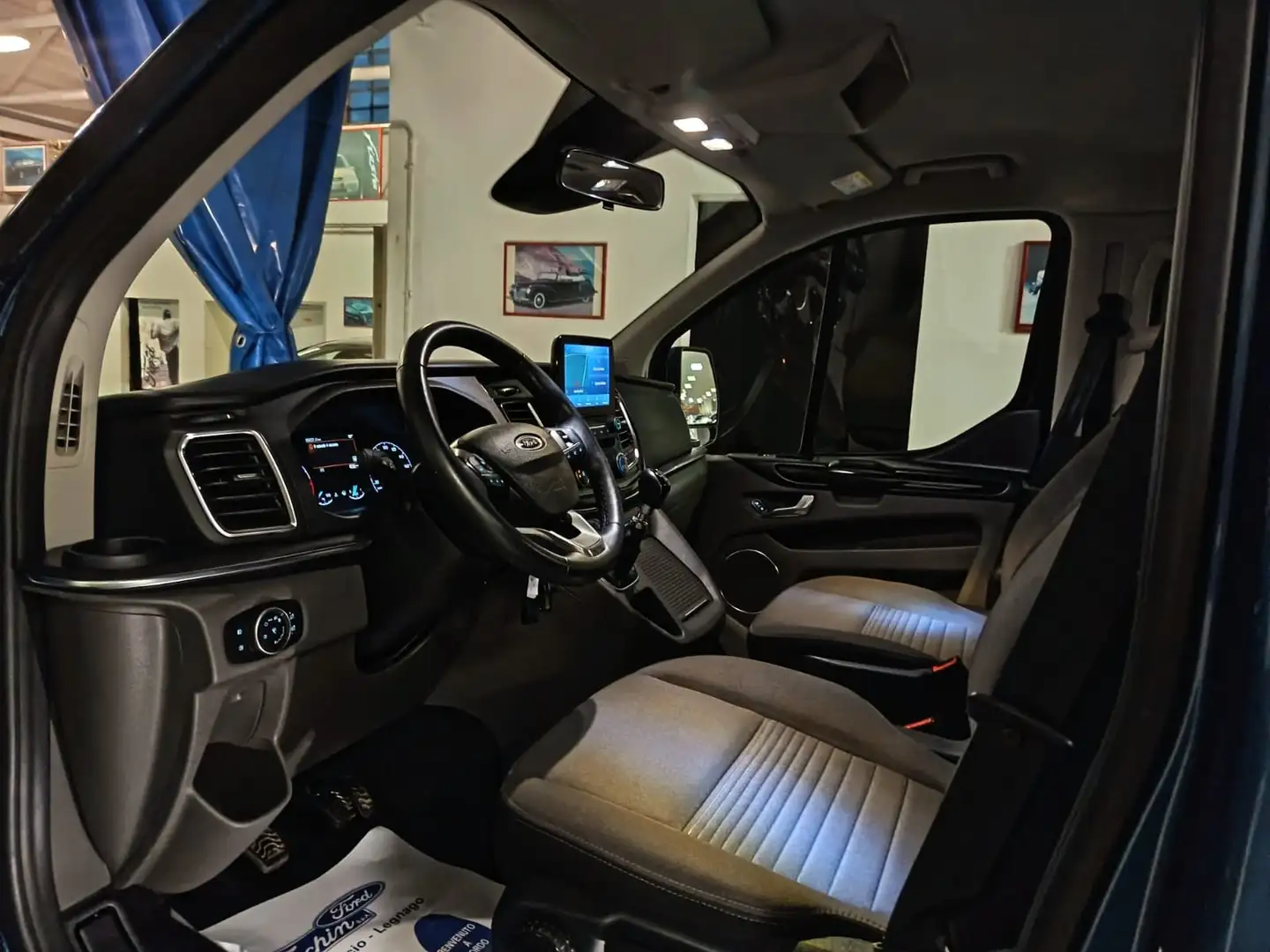 Ford Tourneo Custom 2.0 Ecoblue 130cv Mhev TITANIUM L1 Bleu - 2