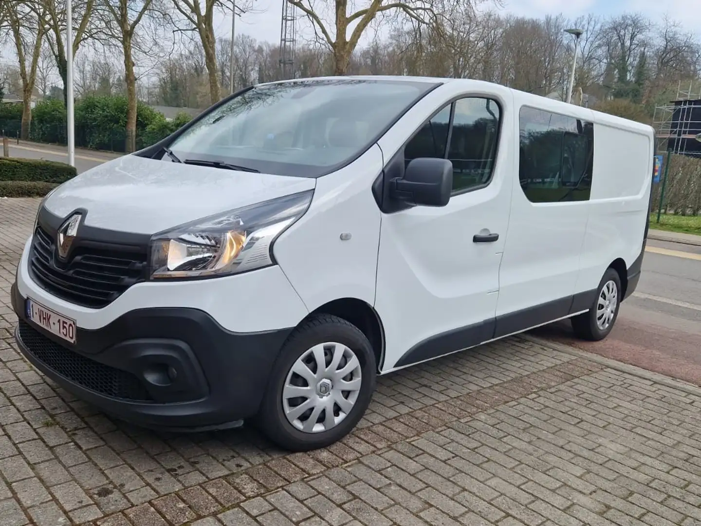 Renault Trafic - 1