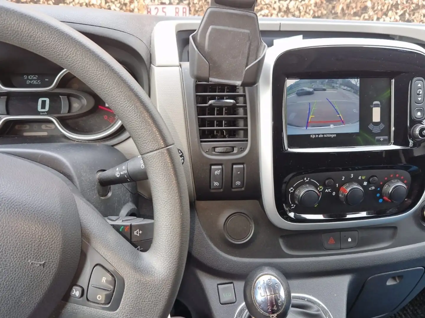 Renault Trafic - 2