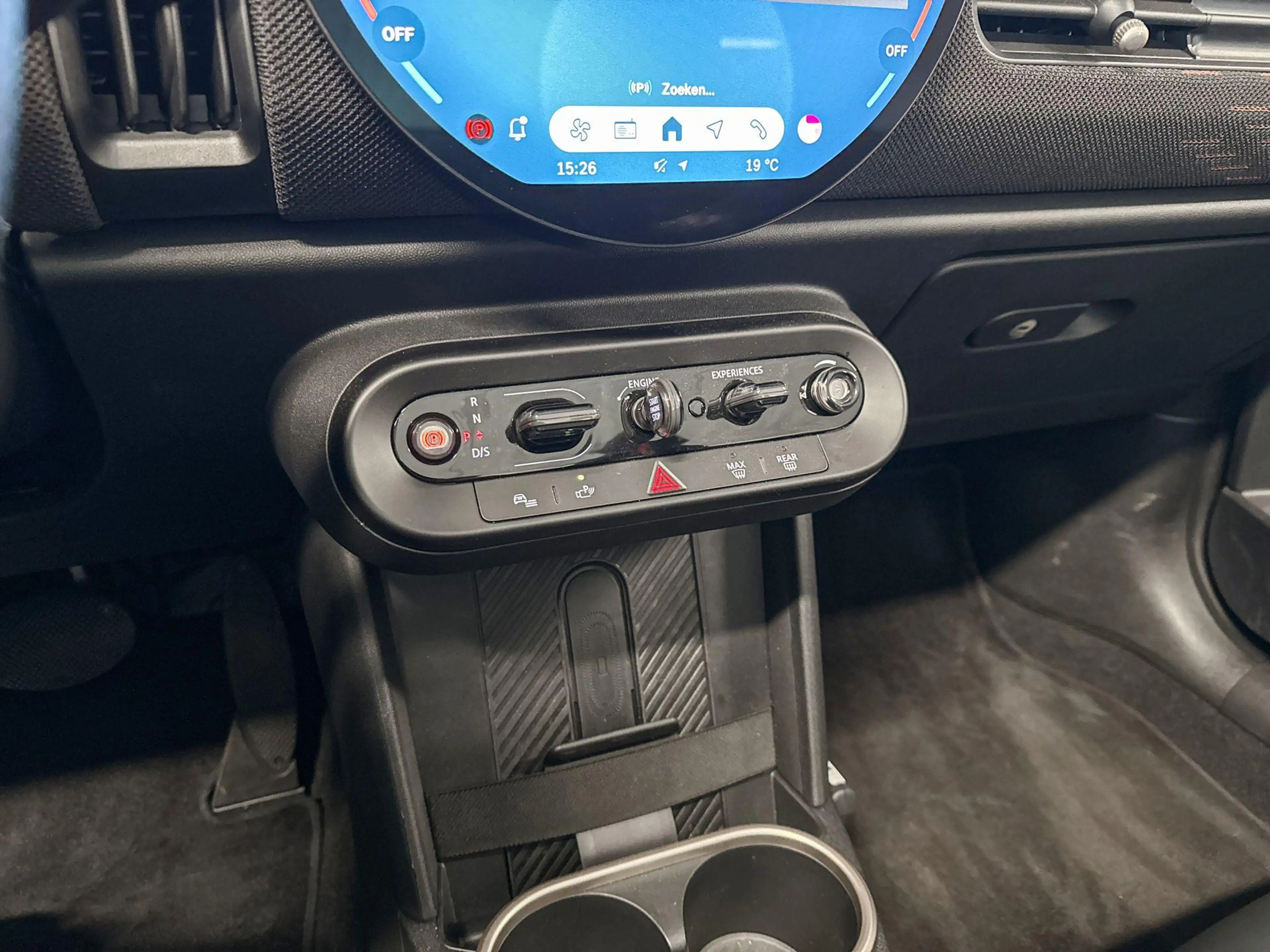 MINI Cooper S Cabrio 2.0 John Cooper Works XL — photo 14