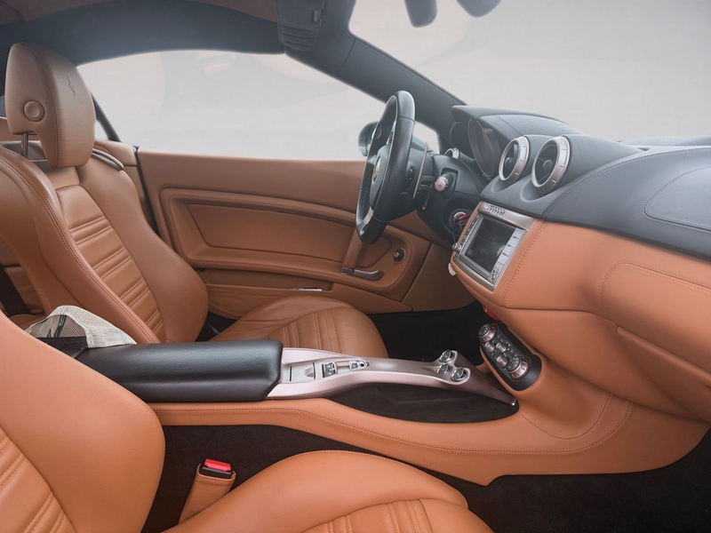 Ferrari California 30 *DE-Fzg.*Unfallfrei*Carbon-Keramik — photo 15