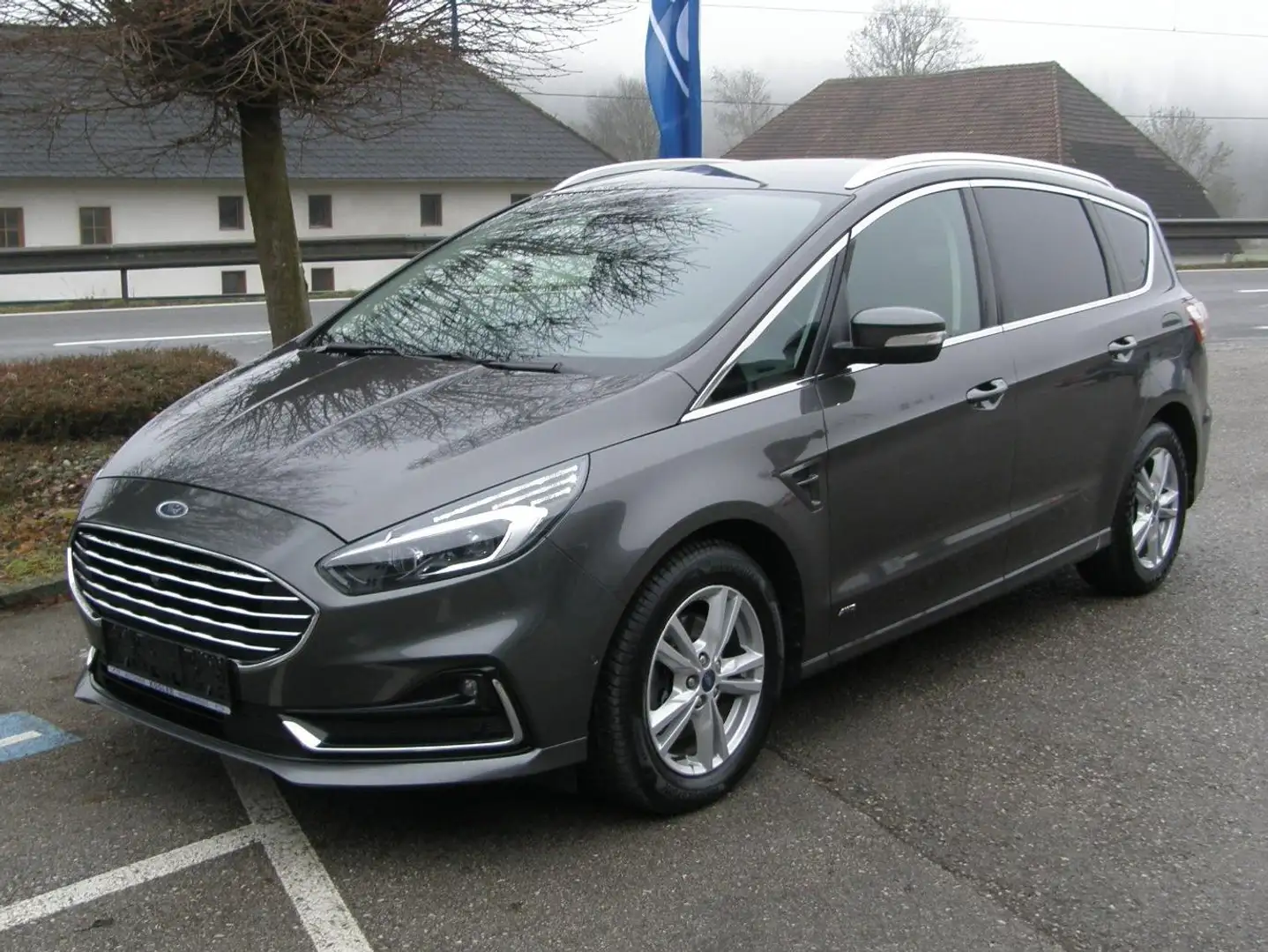 Ford S-Max Titanium AWD,Aut,LED,ACC Grau - 2