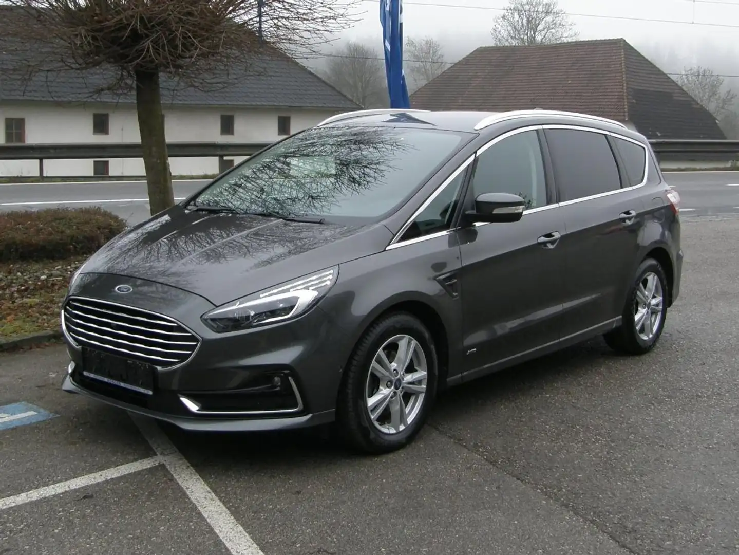Ford S-Max Titanium AWD,Aut,LED,ACC Grau - 1