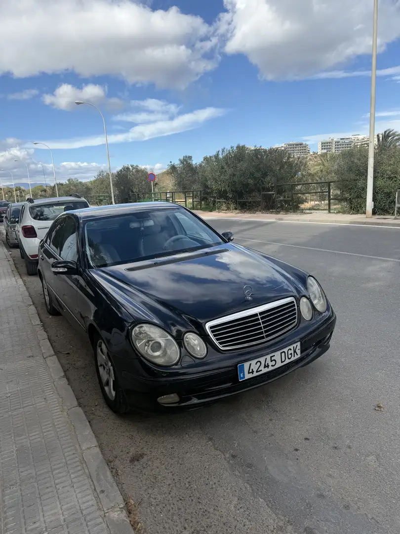 Mercedes-Benz E 270 CDI - 1