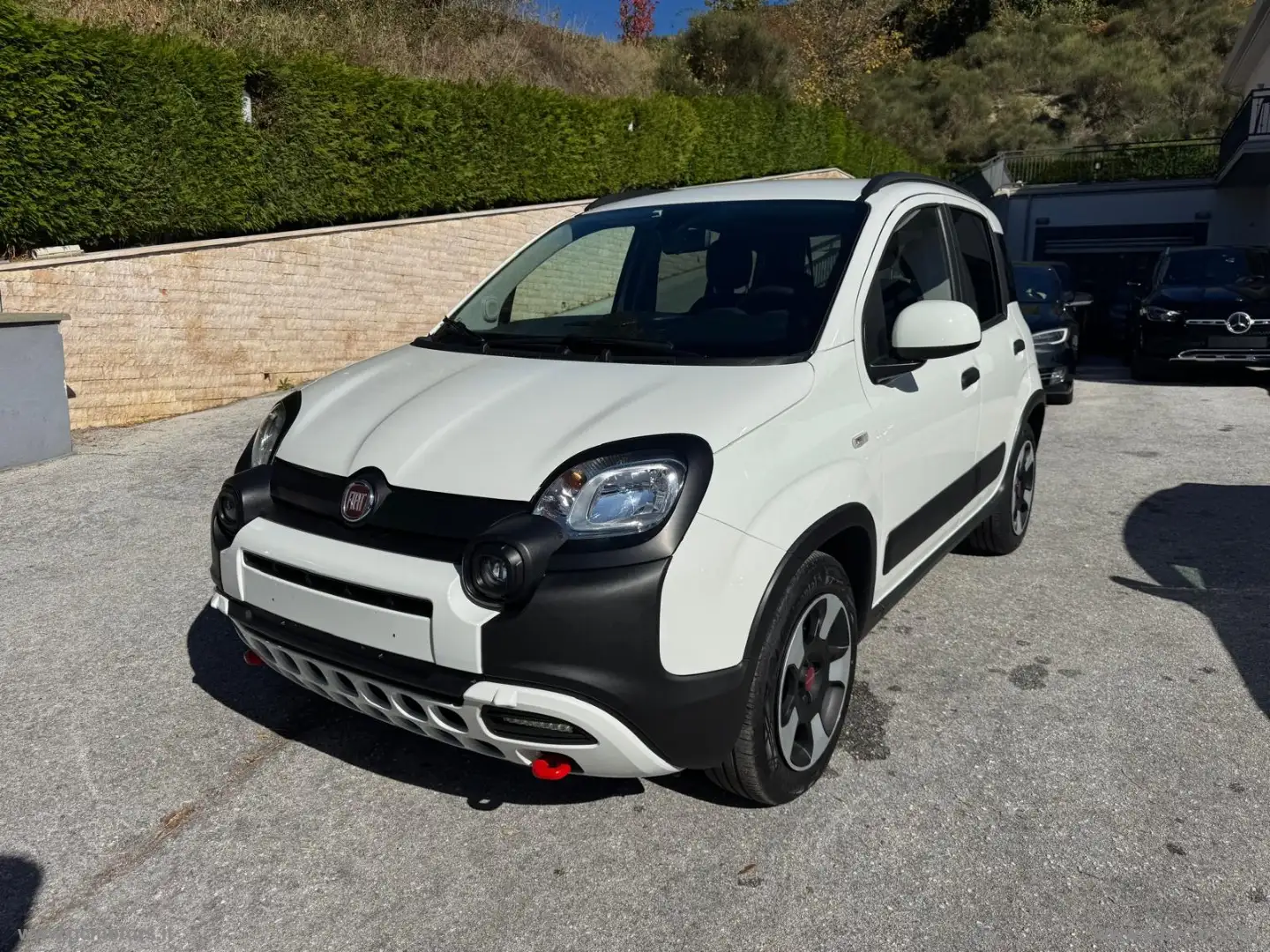 Fiat Panda Cross 1.0 FireFly S&S Hybrid Weiß - 1