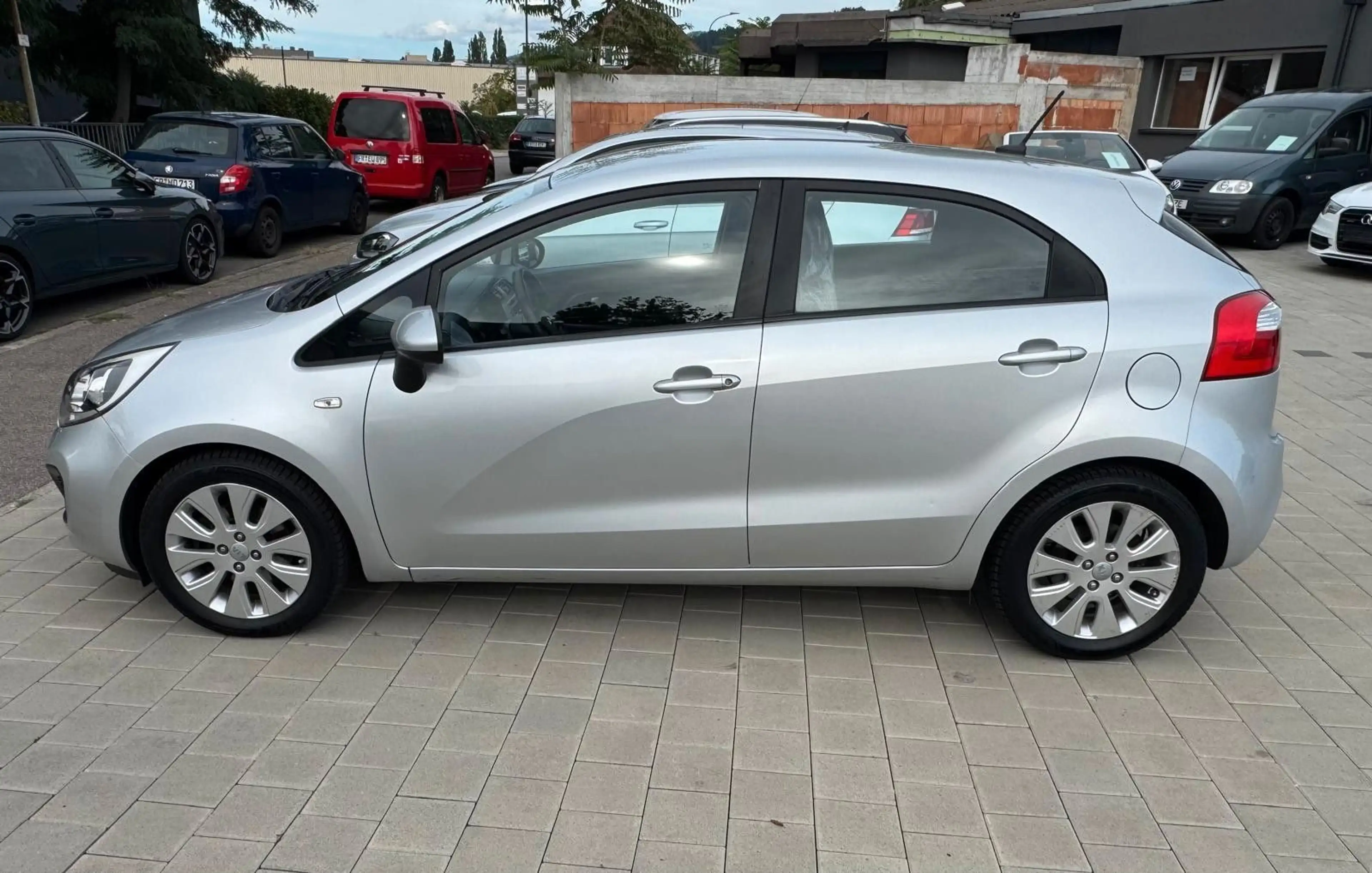 Kia Rio 1.4 Edition 7 Klima Kamera Navi PDC — photo 8