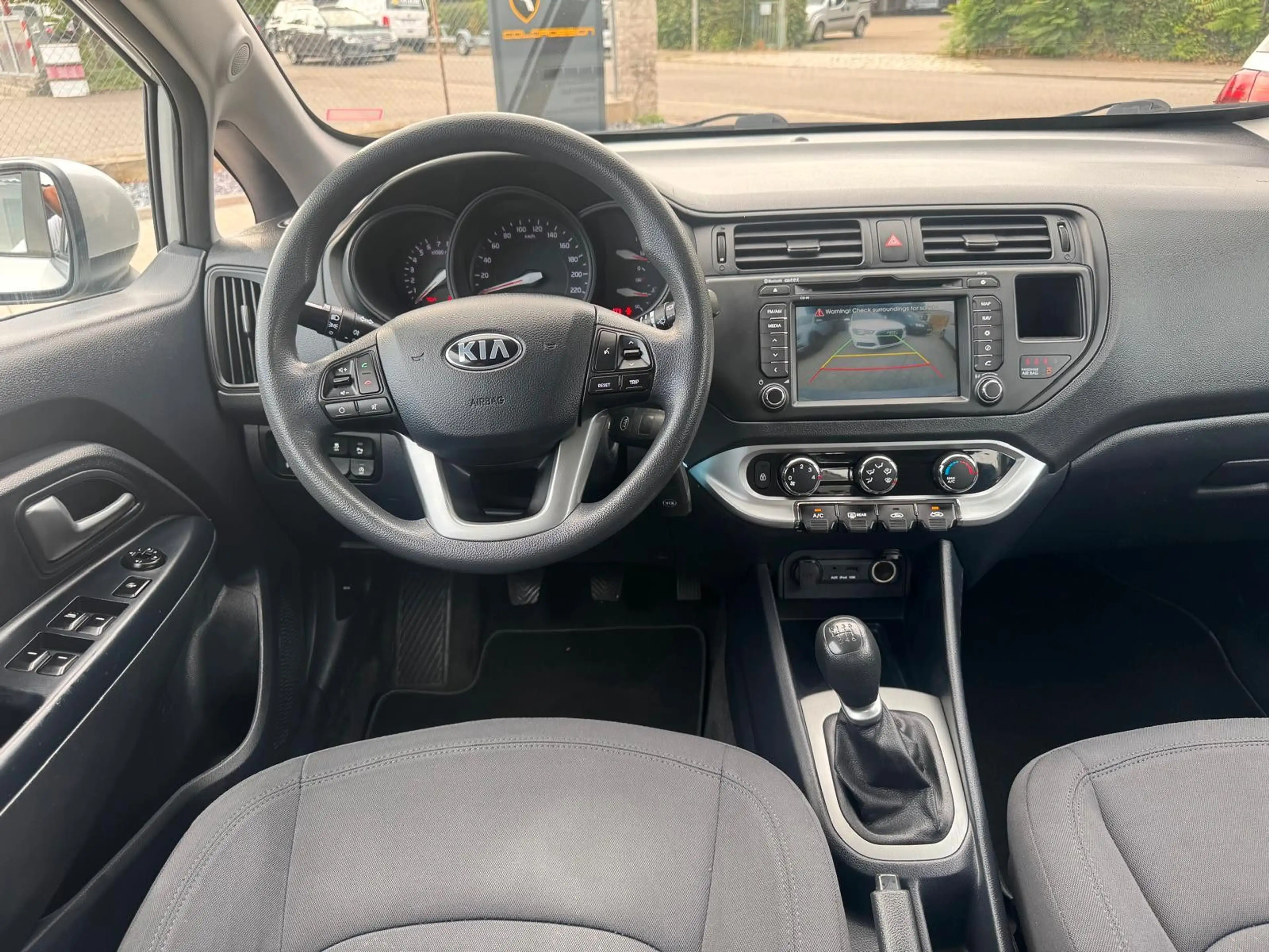 Kia Rio 1.4 Edition 7 Klima Kamera Navi PDC — photo 9