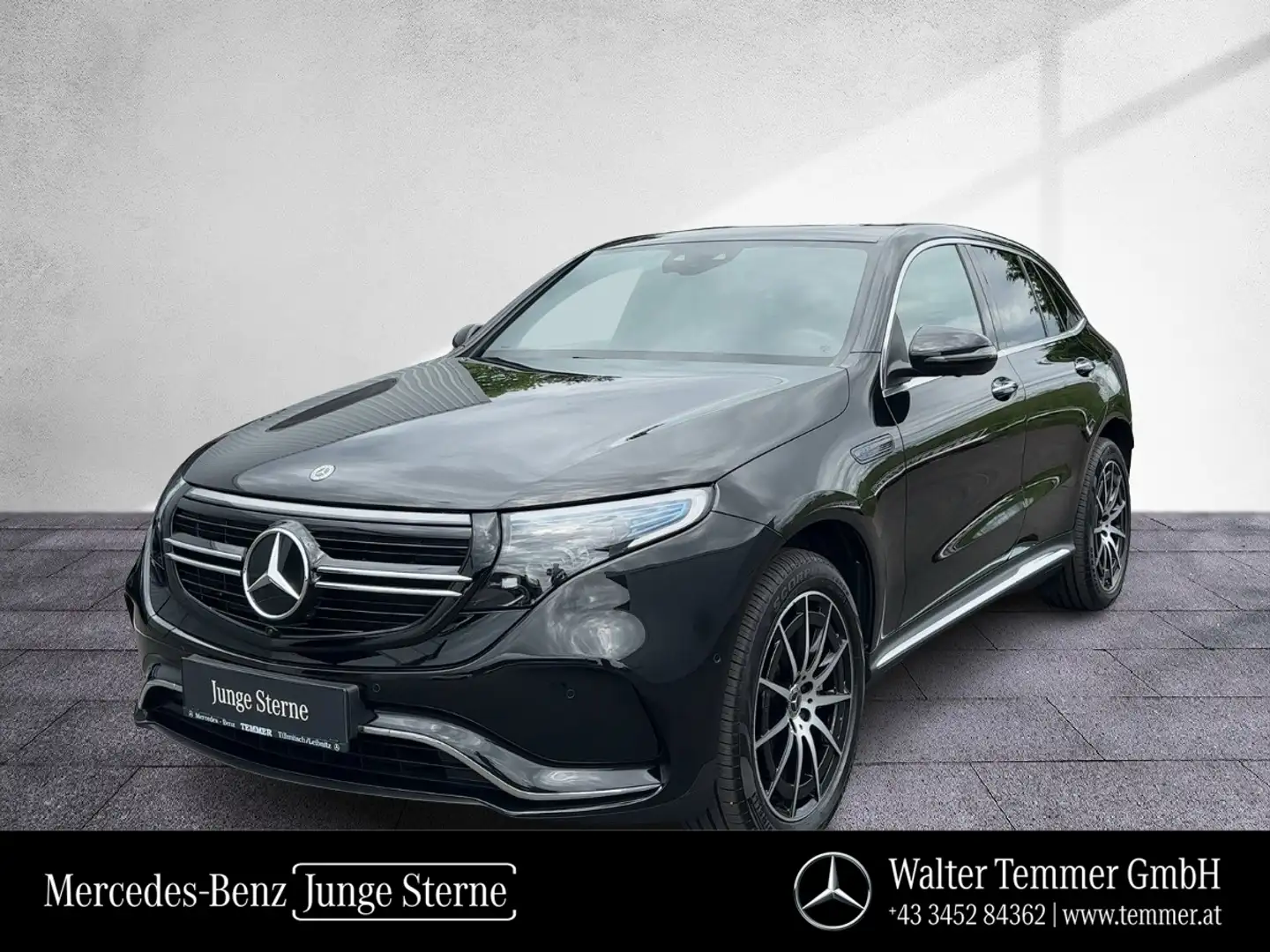 Mercedes-Benz EQC 400 4MATIC AMG-Line 360° Kam AHV Navi LED Černá - 1