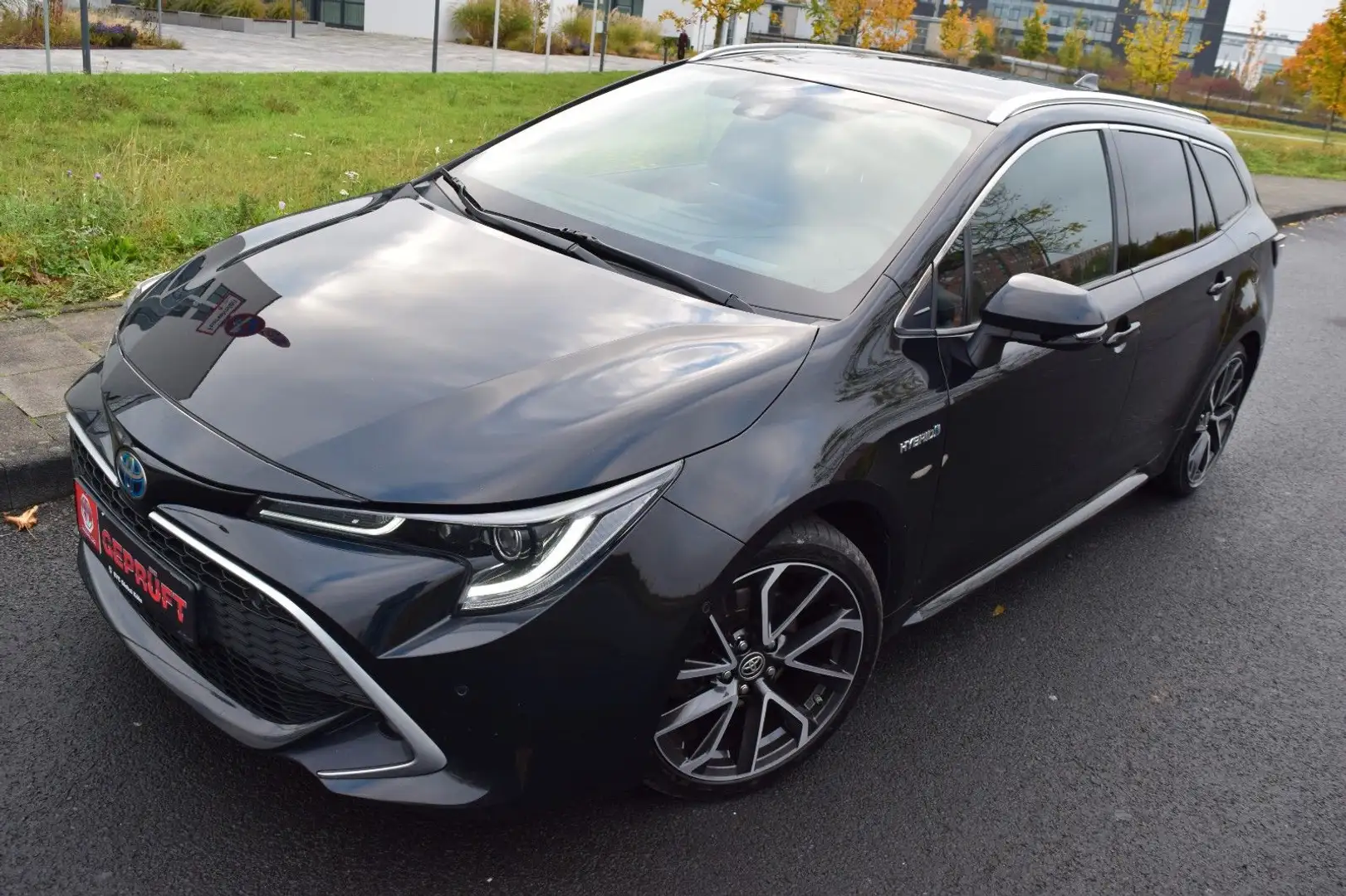 Toyota Corolla Touring Sports Hybrid Lounge,JBL,8-Fach Schwarz - 2