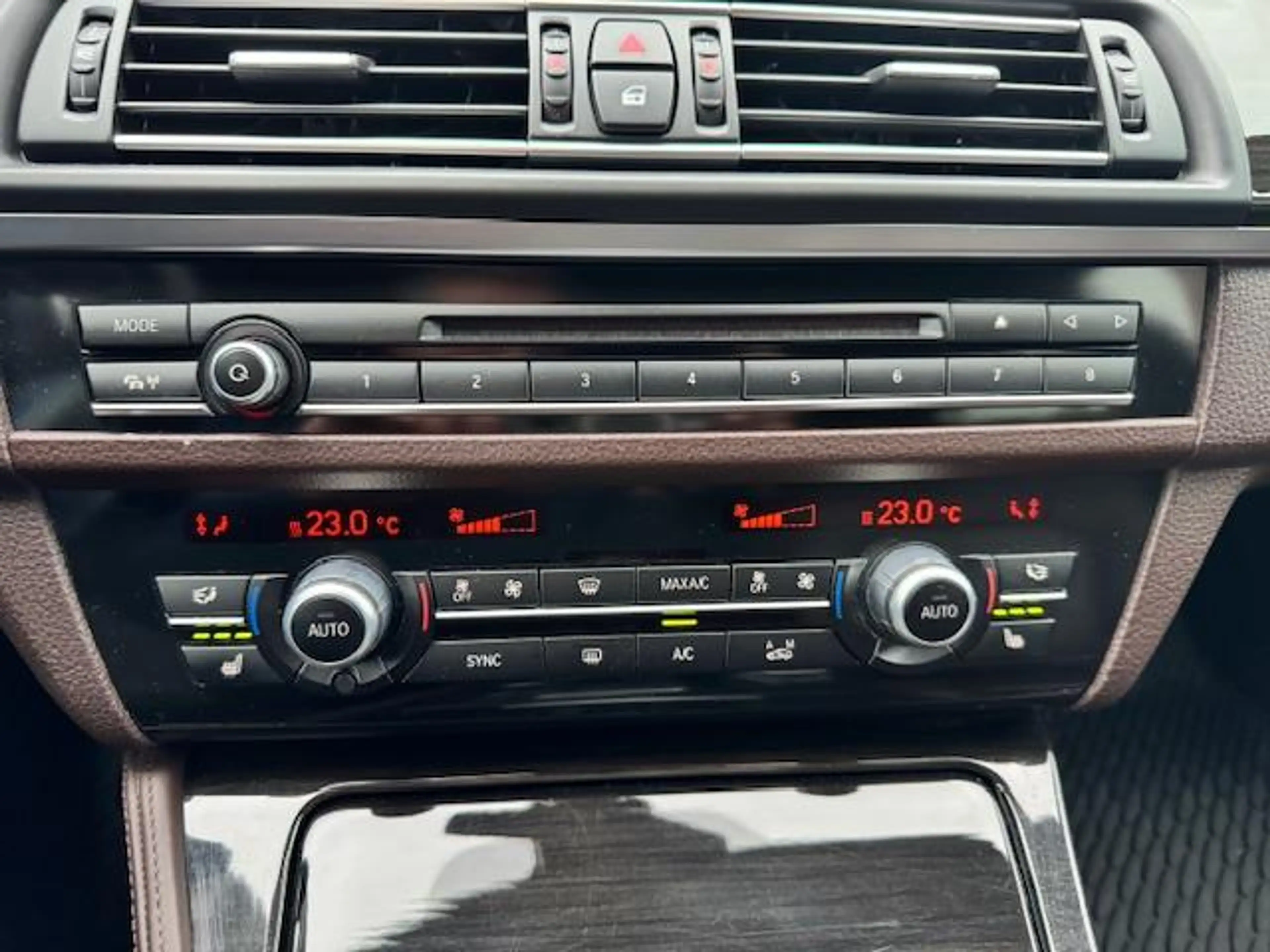 BMW M550 5-serie M550xd Navi, Camera , Memory, Head Up, enz — photo 11
