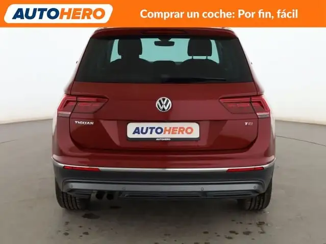 Volkswagen Tiguan view 5