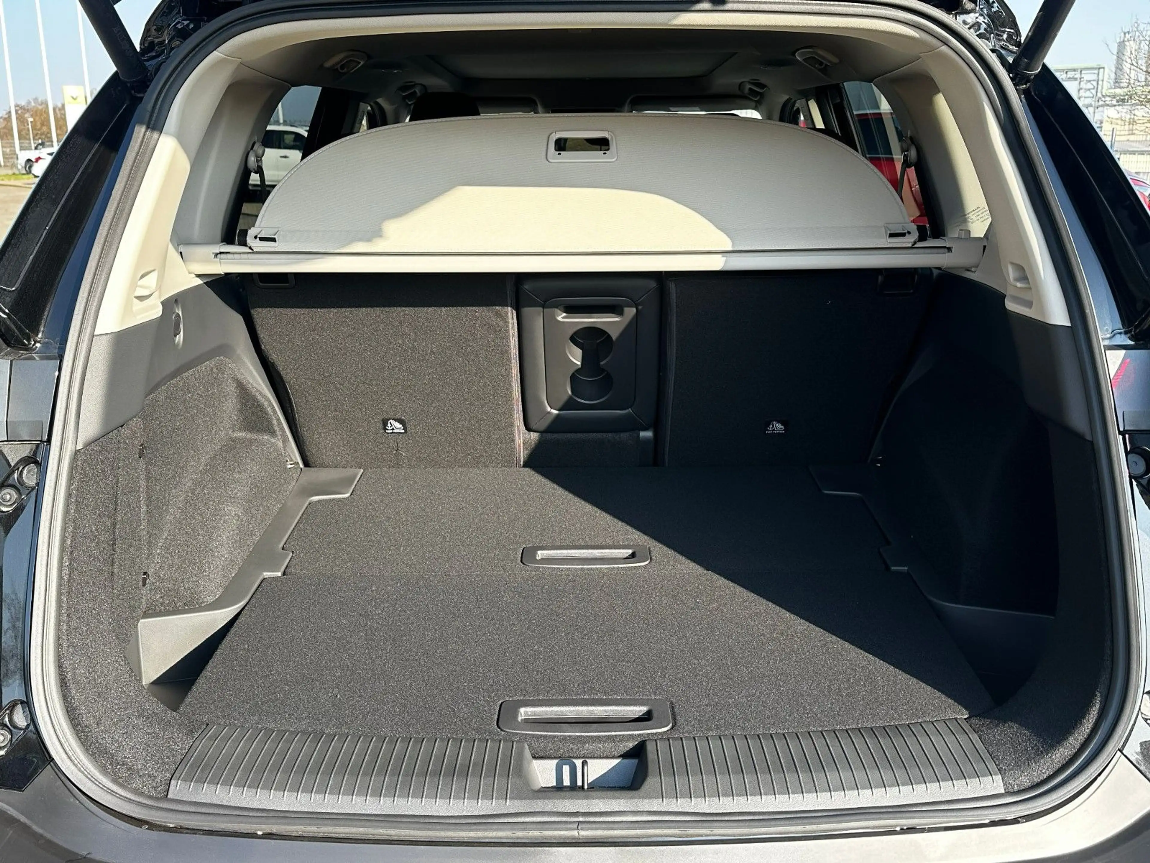 Nissan X-Trail Tekna 1,5 VC-T CVT 2WD ACC — photo 12