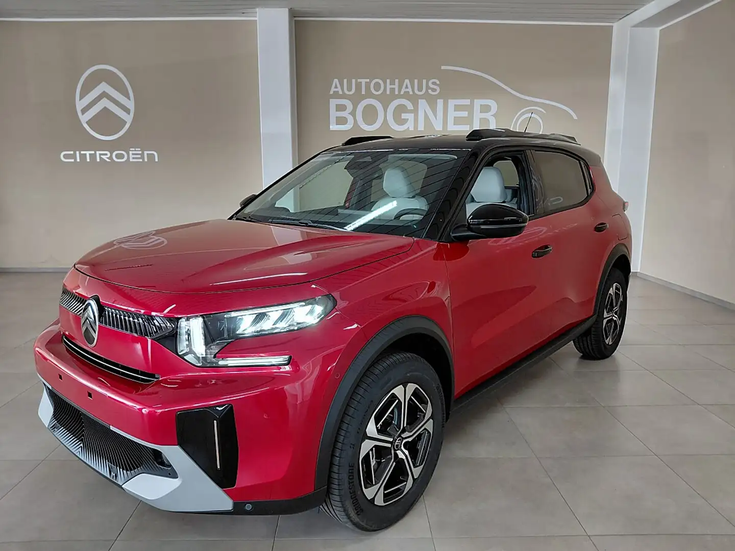 Citroen C3 Aircross Citroen C3 Aircross Hybrid 145PS Automatik MAX ... Rot - 1