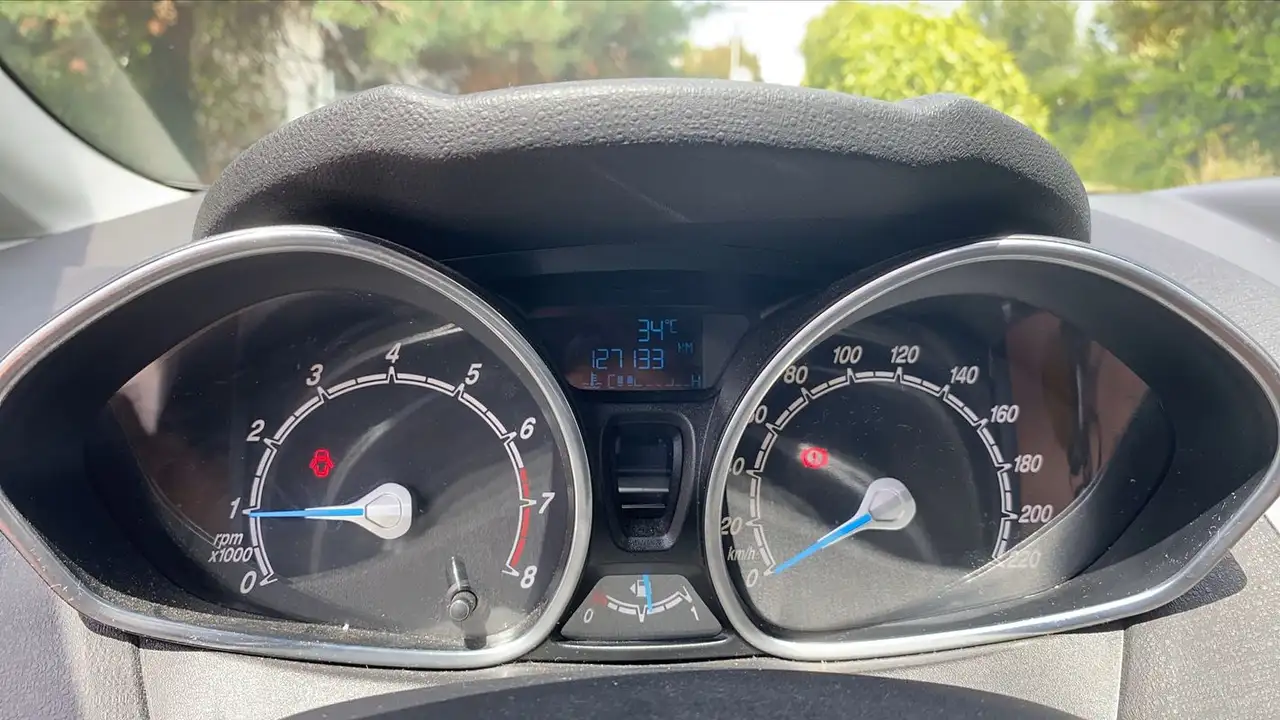 Ford Fiesta 5 portes — photo 12