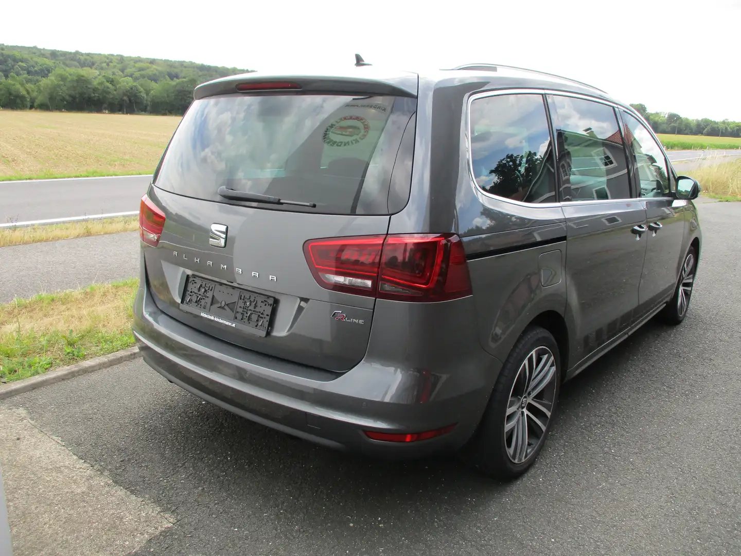 SEAT Alhambra FR-Line DSG Grau - 2