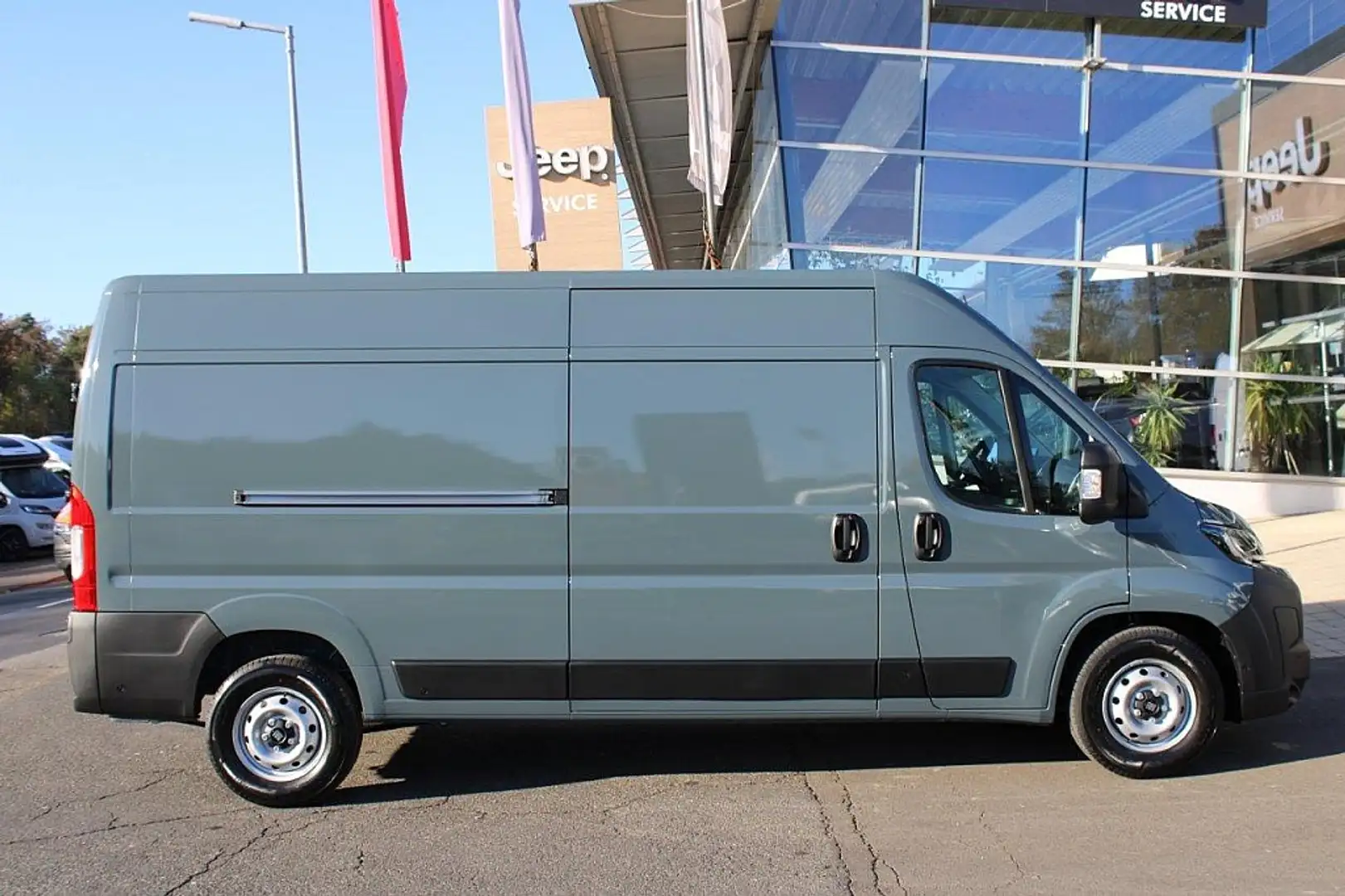 Fiat Ducato Ducato Maxi L3H2 180PS Aut Voll LED Abstandstem... Grau - 2