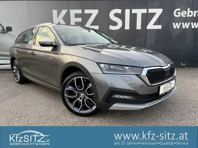Skoda Octavia Combi 2,0 TDI 4x4 Scout DSG | NP: €62.600