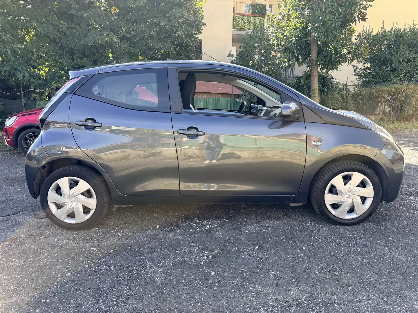 Toyota Aygo 5p 1.0 x-play AUTOMATICO Iva esposta - 2