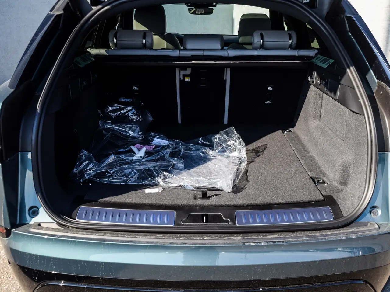 Land Rover Range Rover Velar снимка Land Rover Range Rover Velar
