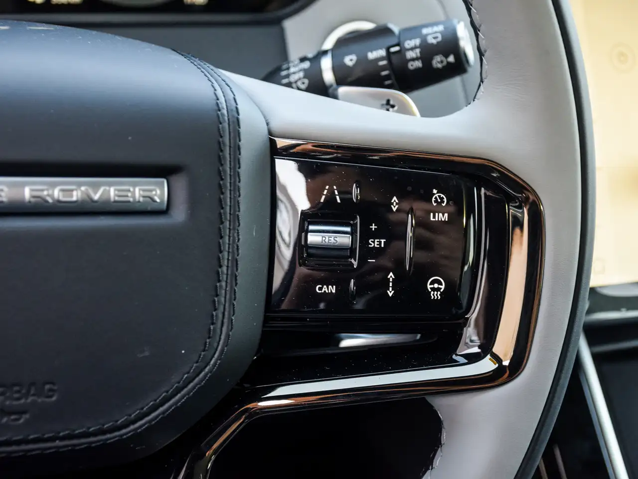 Land Rover Range Rover Velar снимка Land Rover Range Rover Velar