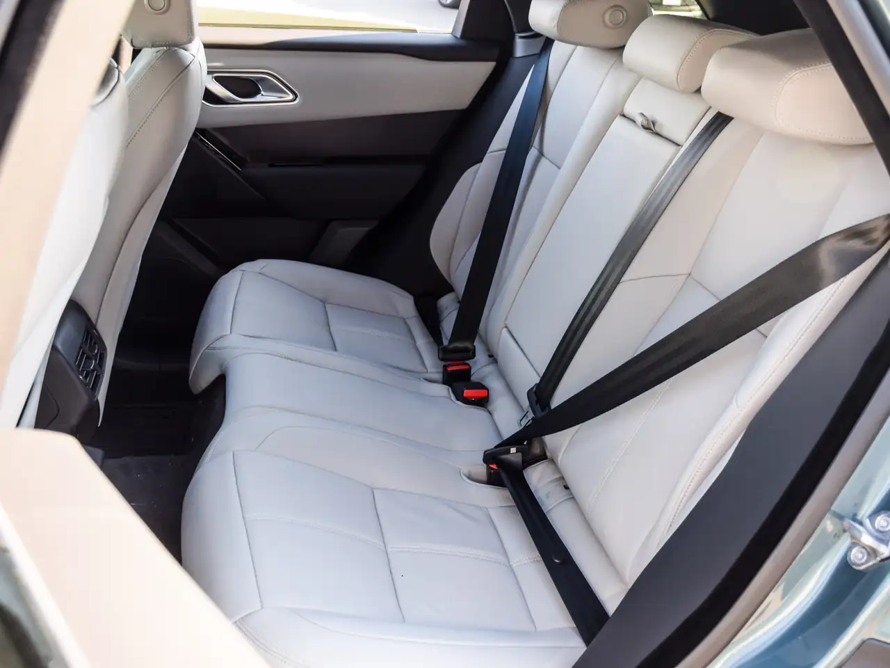 Land Rover Range Rover Velar снимка Land Rover Range Rover Velar