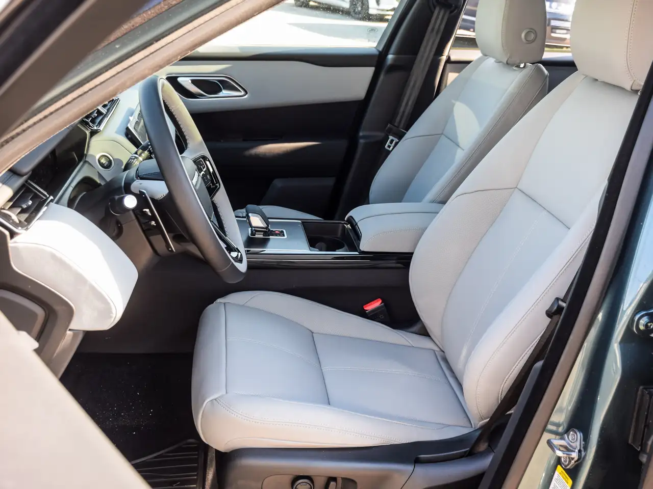 Land Rover Range Rover Velar снимка Land Rover Range Rover Velar