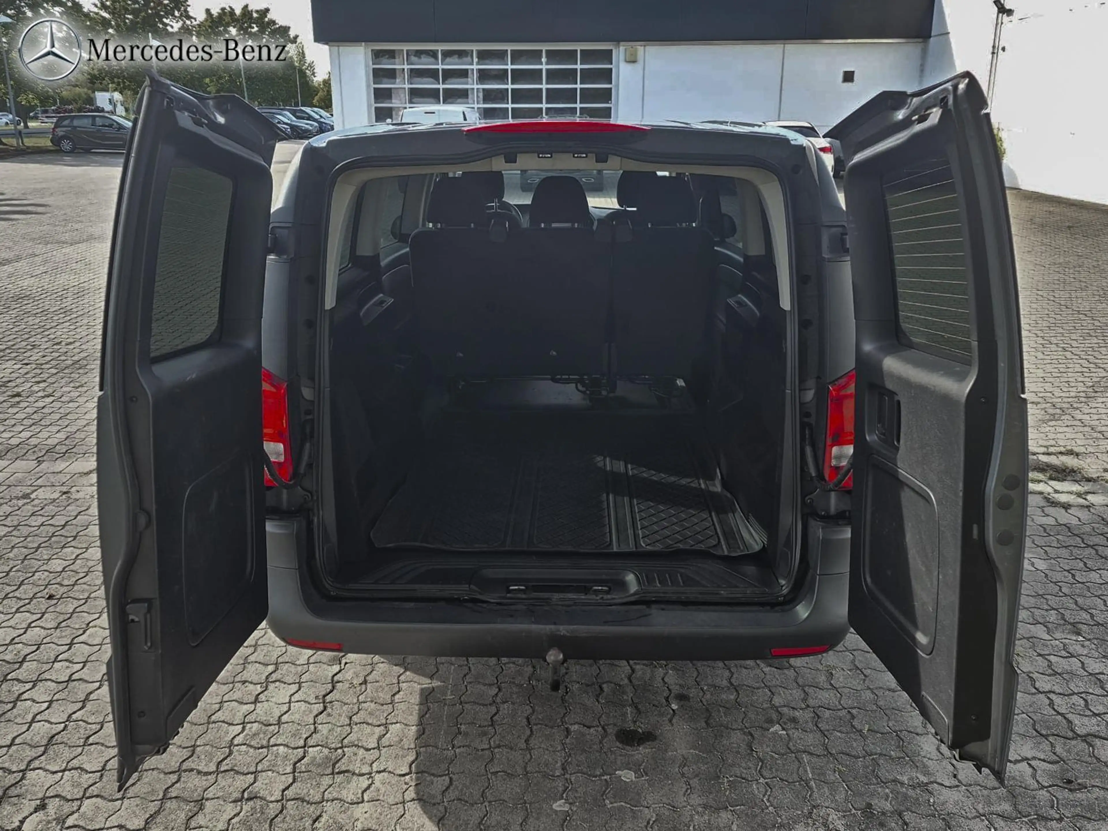 Mercedes-Benz Vito 116 CDI — photo 14