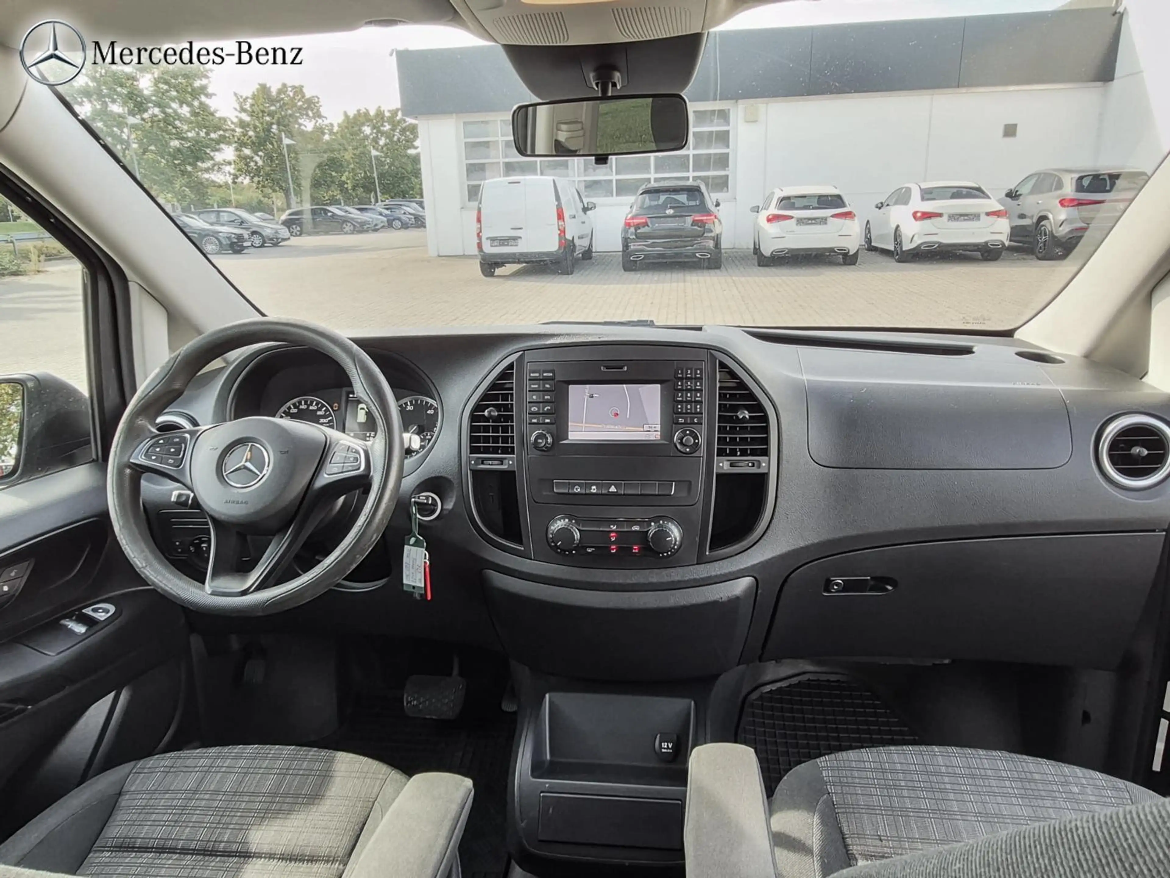 Mercedes-Benz Vito 116 CDI — photo 12