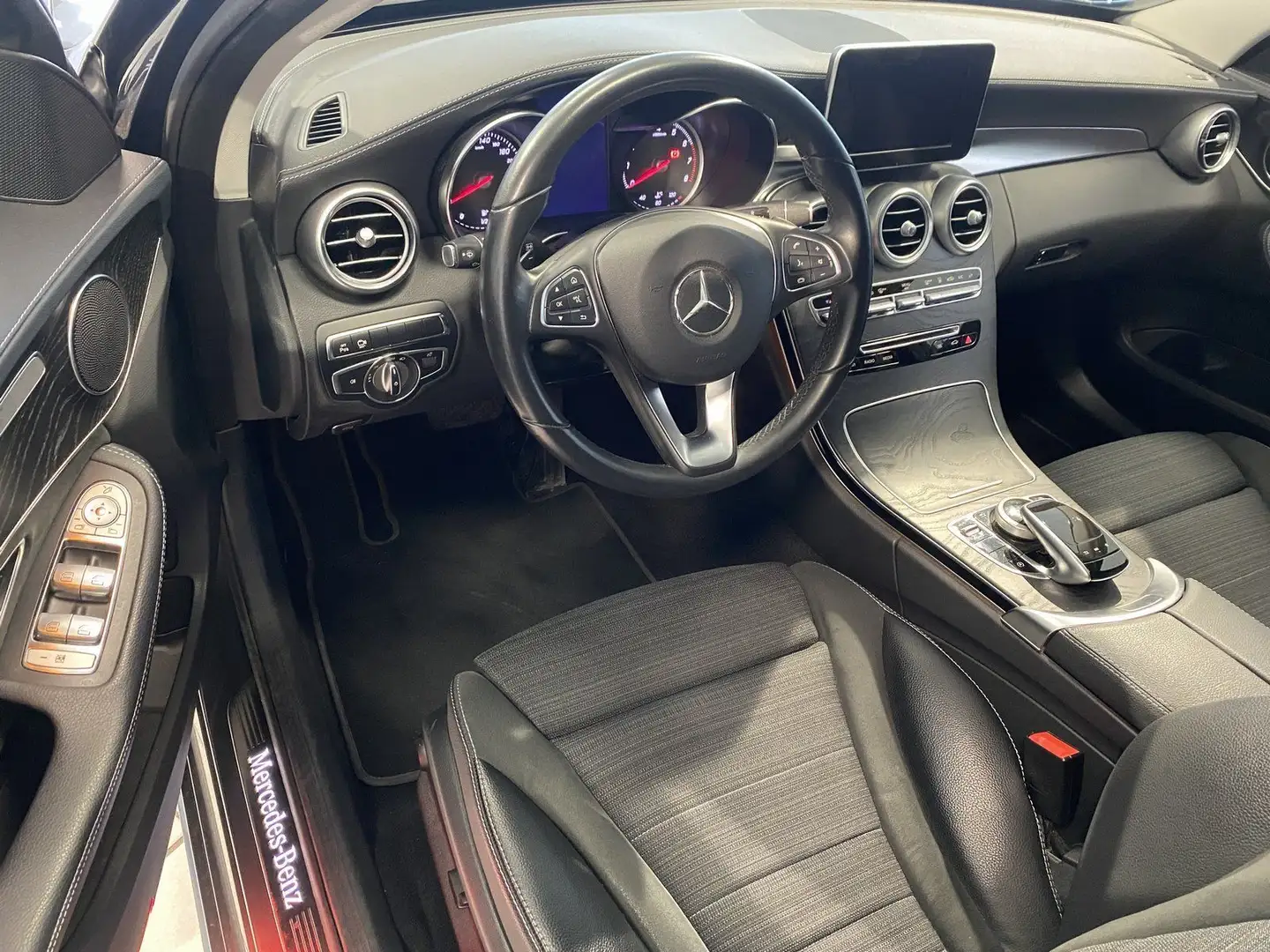 Mercedes-Benz C 250 T AMG Standheizung+AHK+360° # Scheckheft ! Grau - 2