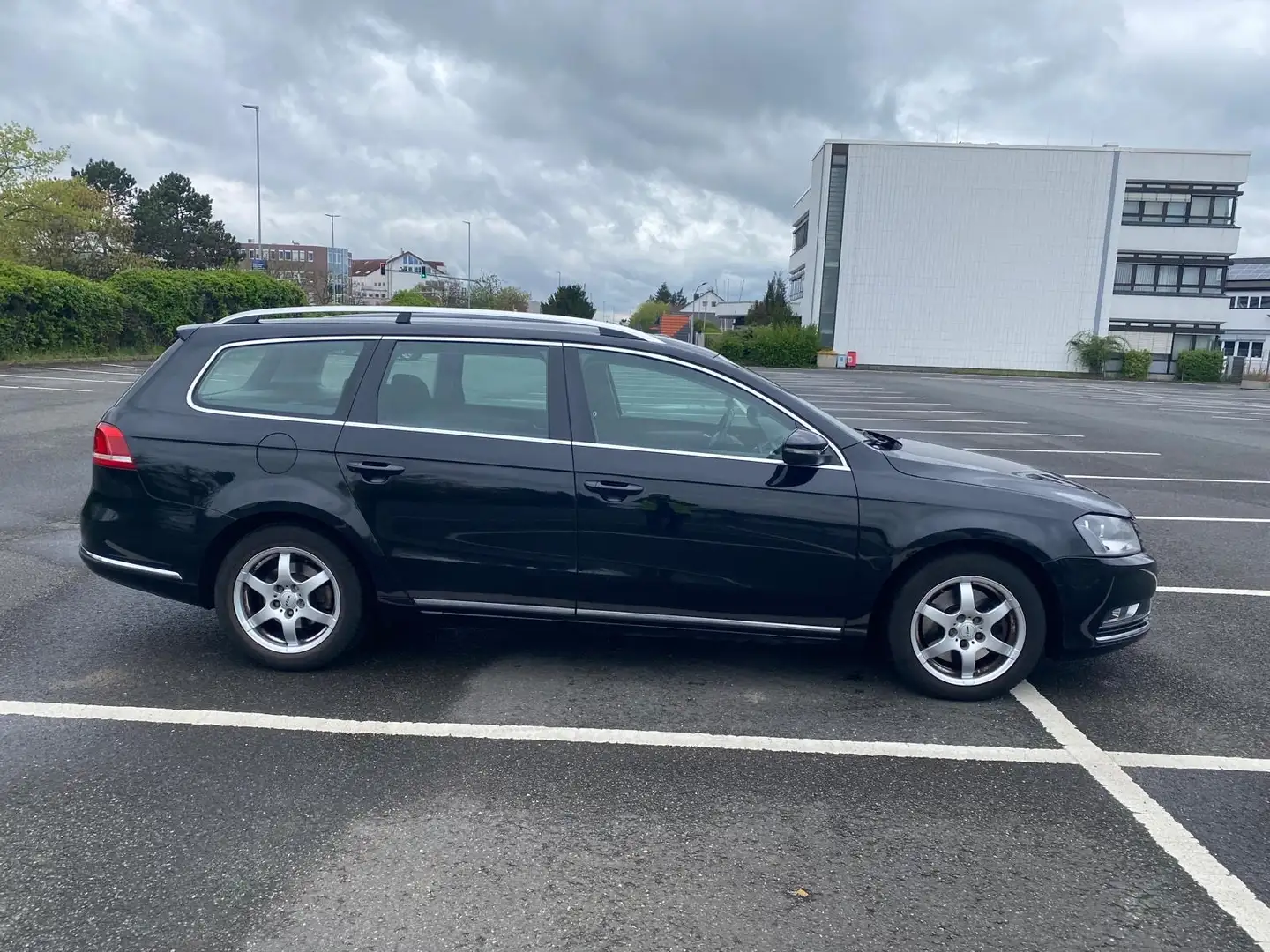 Volkswagen Passat 1.6 TDI BlueMotion - 1
