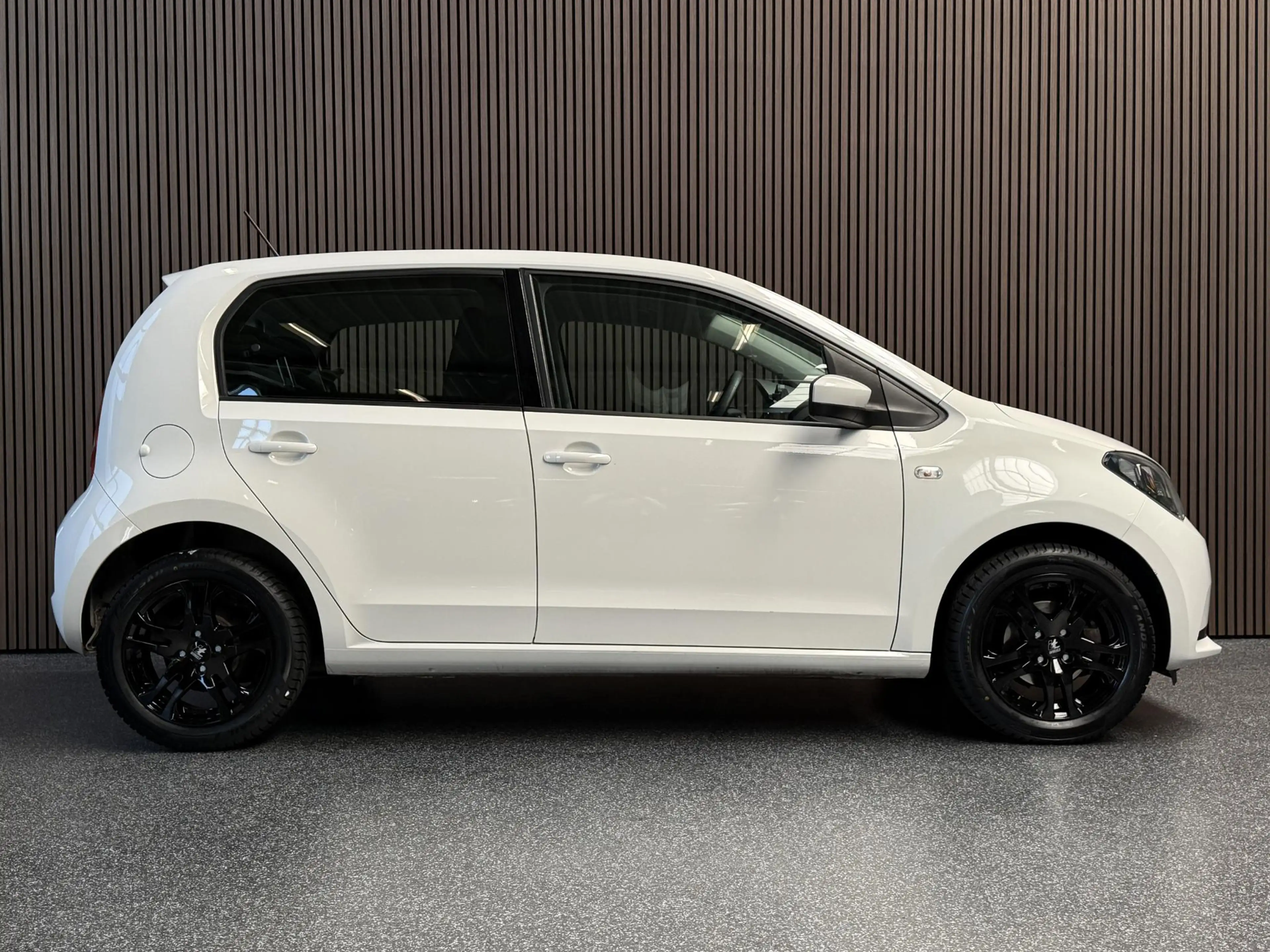 SEAT Mii 1.0 Style | Airco | 5 Deurs | Nwe koppeling & nwe — photo 11