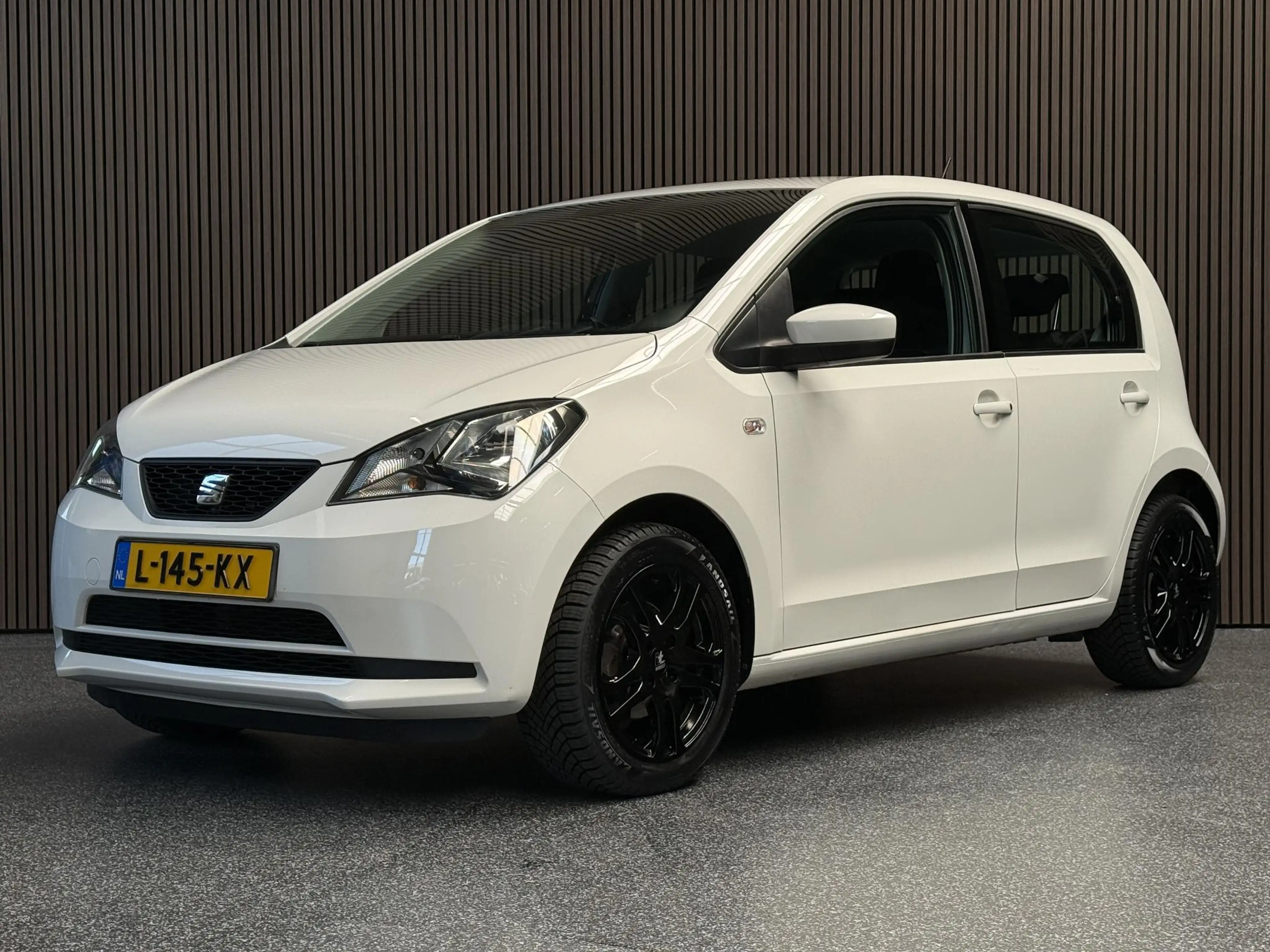 SEAT Mii 1.0 Style | Airco | 5 Deurs | Nwe koppeling & nwe