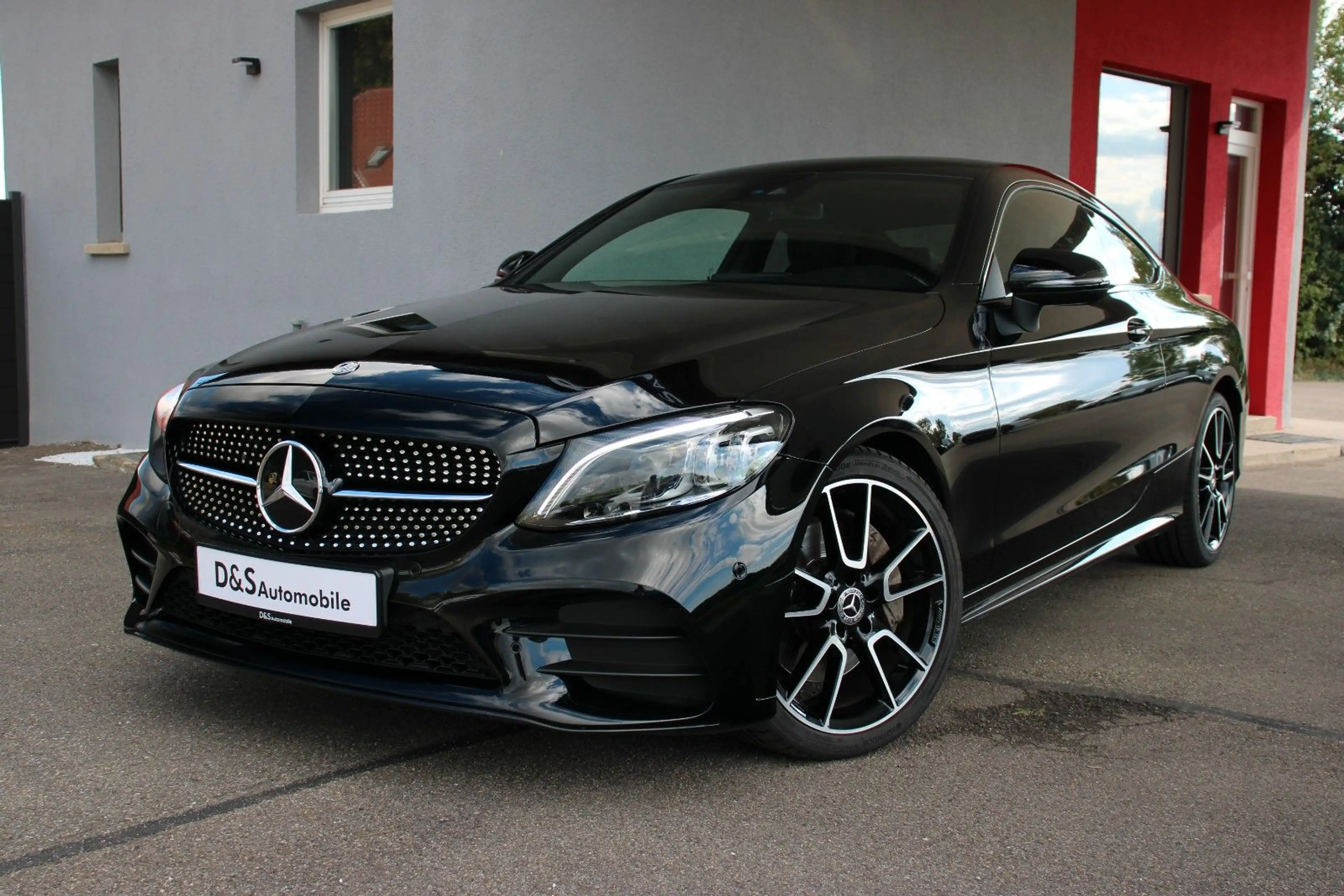 Mercedes-Benz C 300 Coupe AMG Line*Burmester*Pano*DC*Multibeam