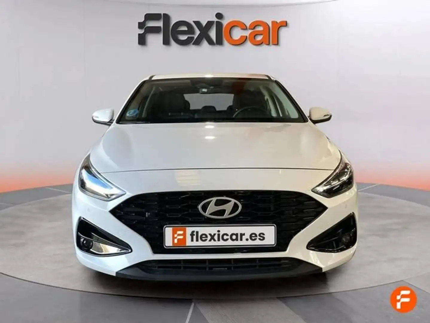Hyundai i30 1.0 TGDI 48V Klass DCT Blanco - 2