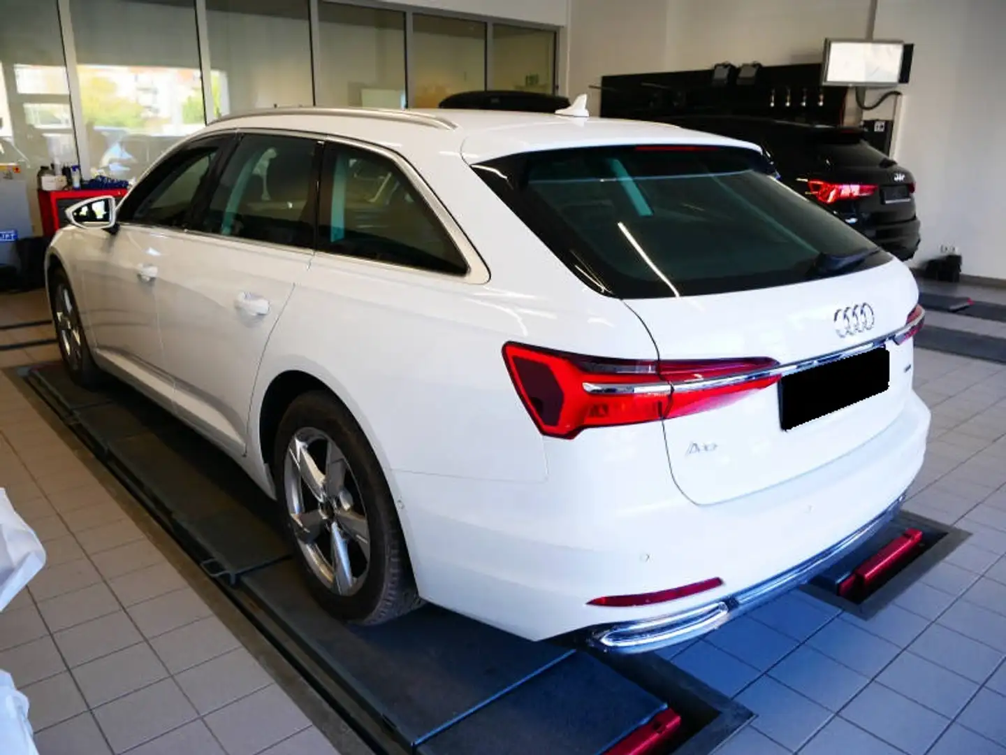 Audi A6 Avant 40 TDI qu sport TOUR STANDHZG AHK Weiß - 2