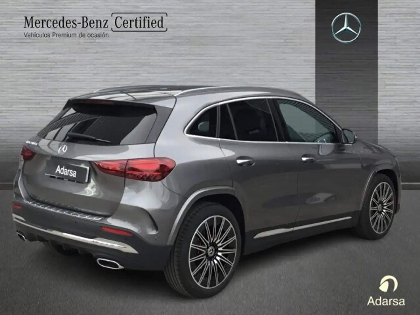 Mercedes-Benz GLA 200 d - 2