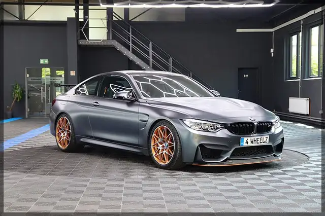 BMW M4