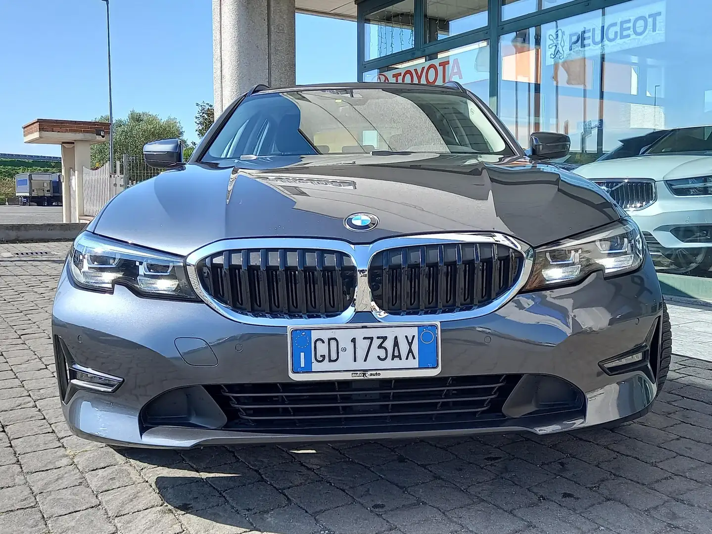 BMW 320 320d Touring mhev 48V xdrive BusinesAdvantage auto Grigio - 2