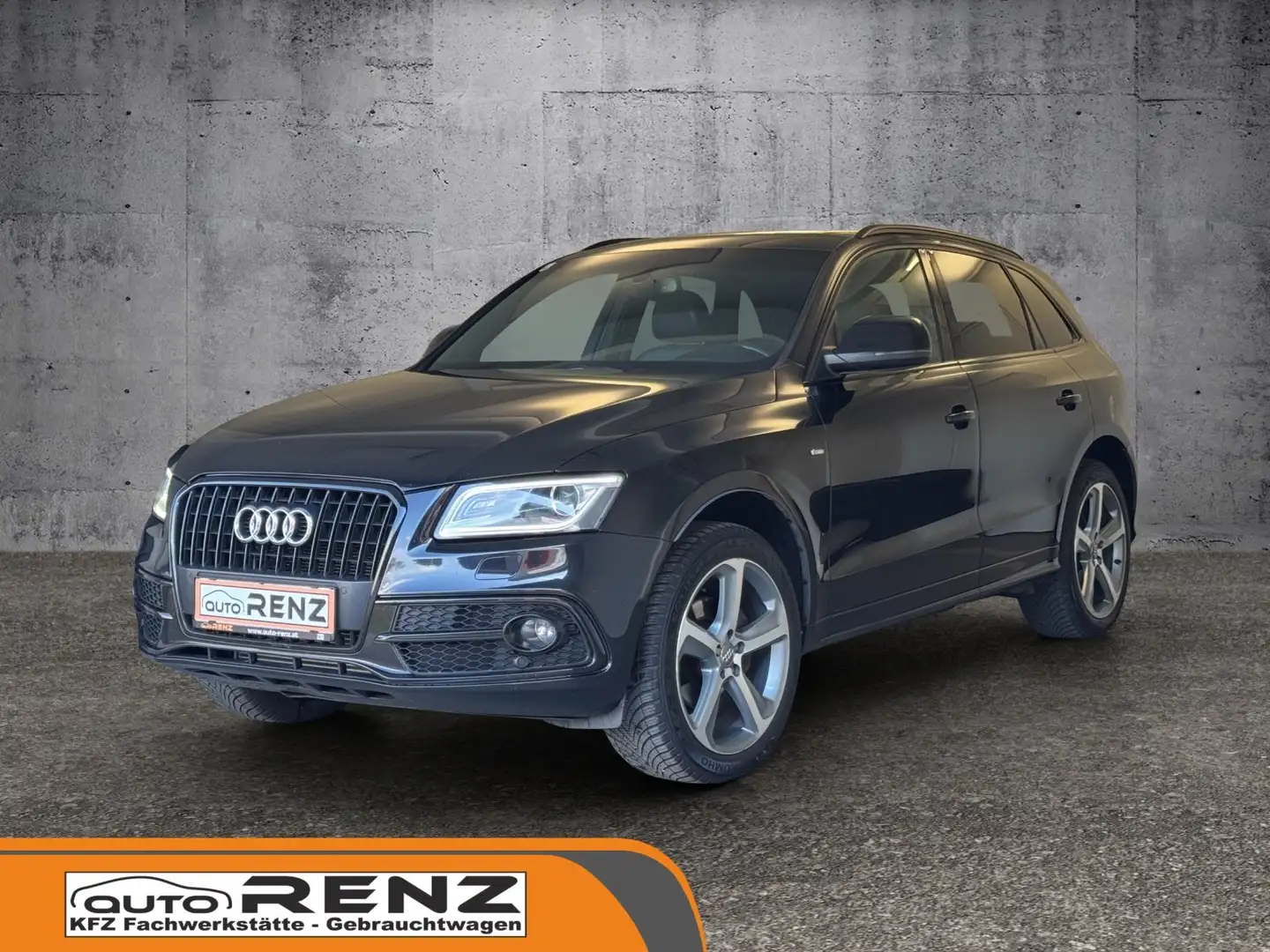 Audi Q5 2.0 TDI quattro Sport, S-line Schwarz - 1